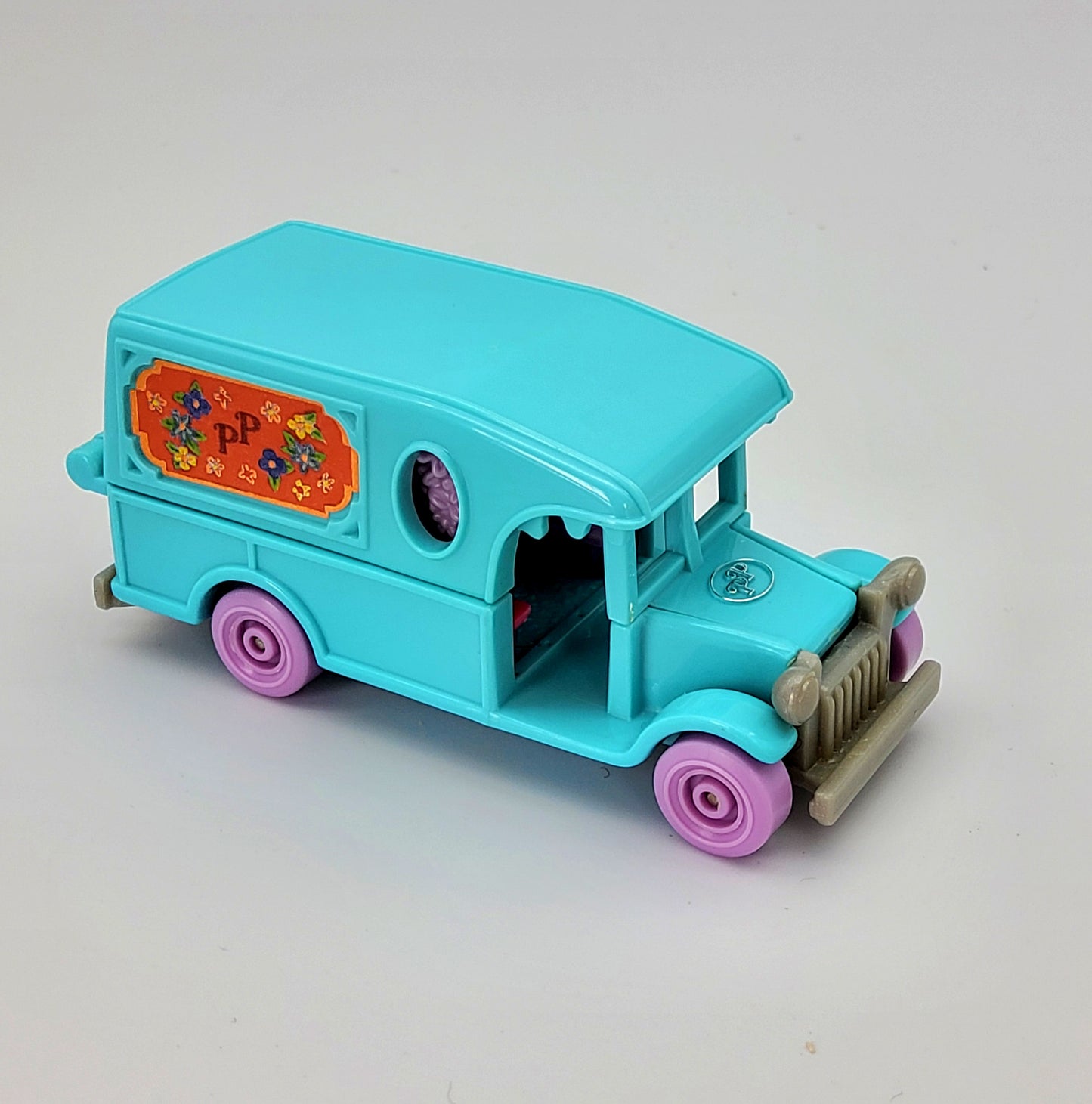 Polly pocket flower cafe on the go 100% complete
