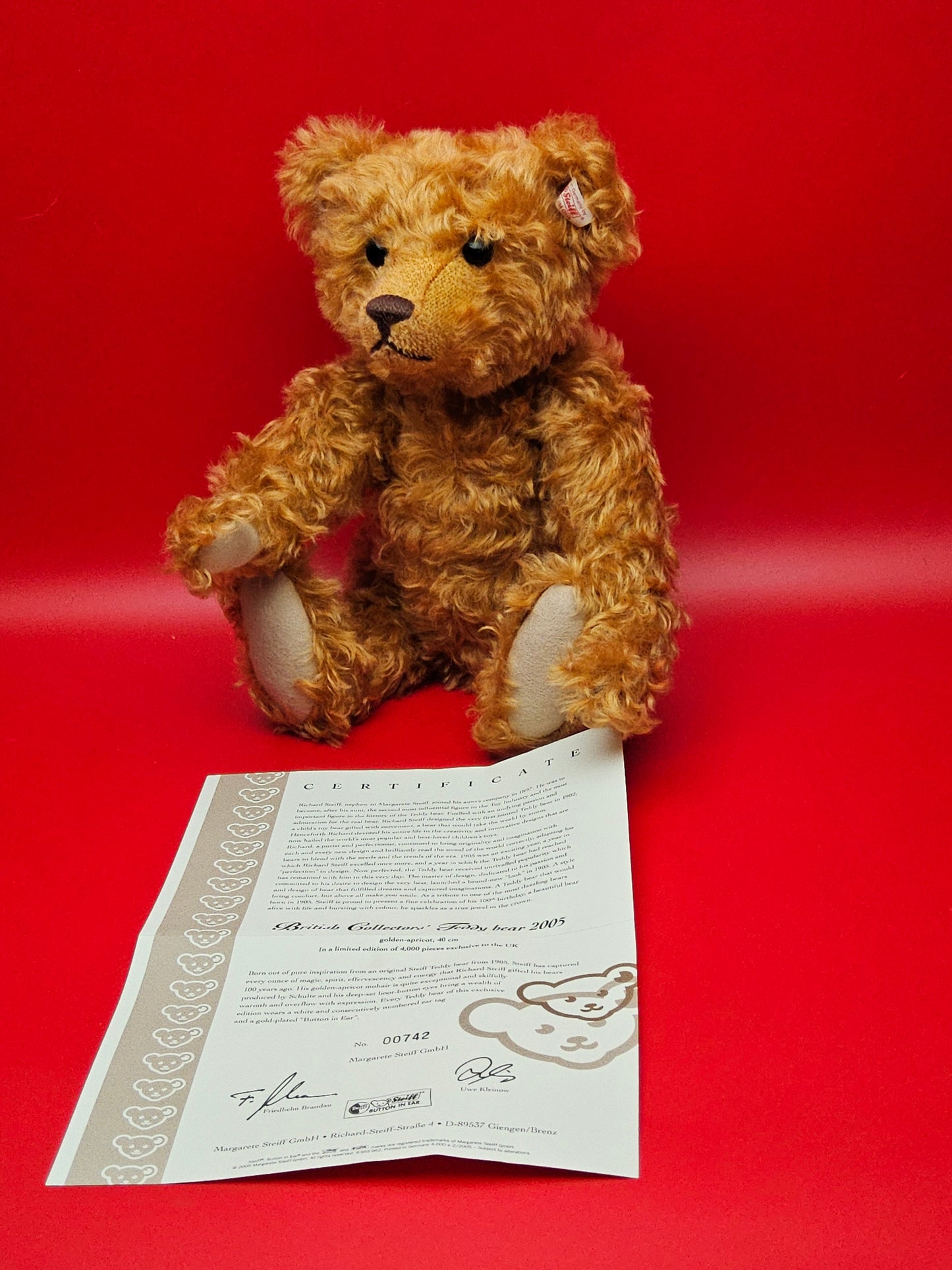 Steiff 2005 Limited edition British collectors bear with original box and paperwork
