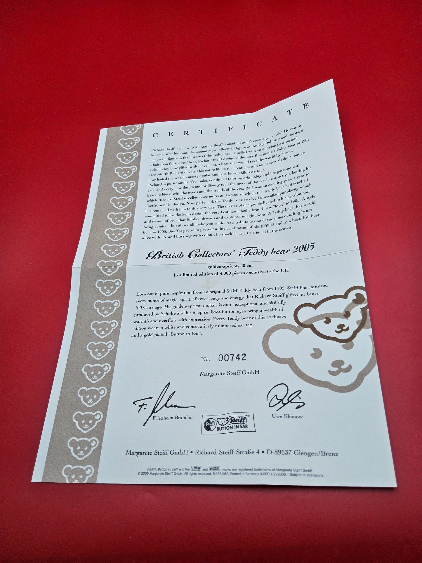 Steiff 2005 Limited edition British collectors bear with original box and paperwork