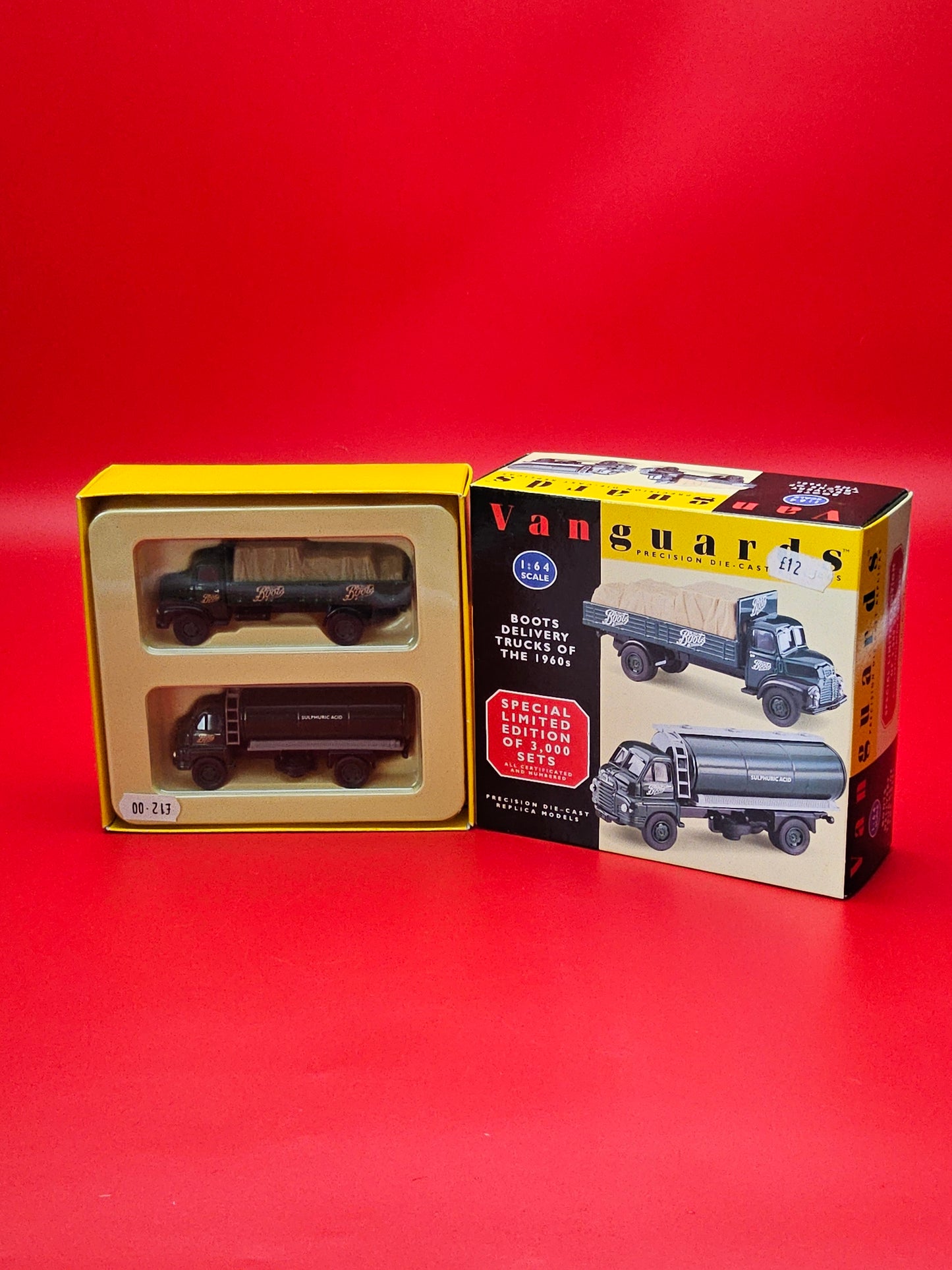 Vanguard #BO1002 set of 2 boots lorries sealed in original packaging
