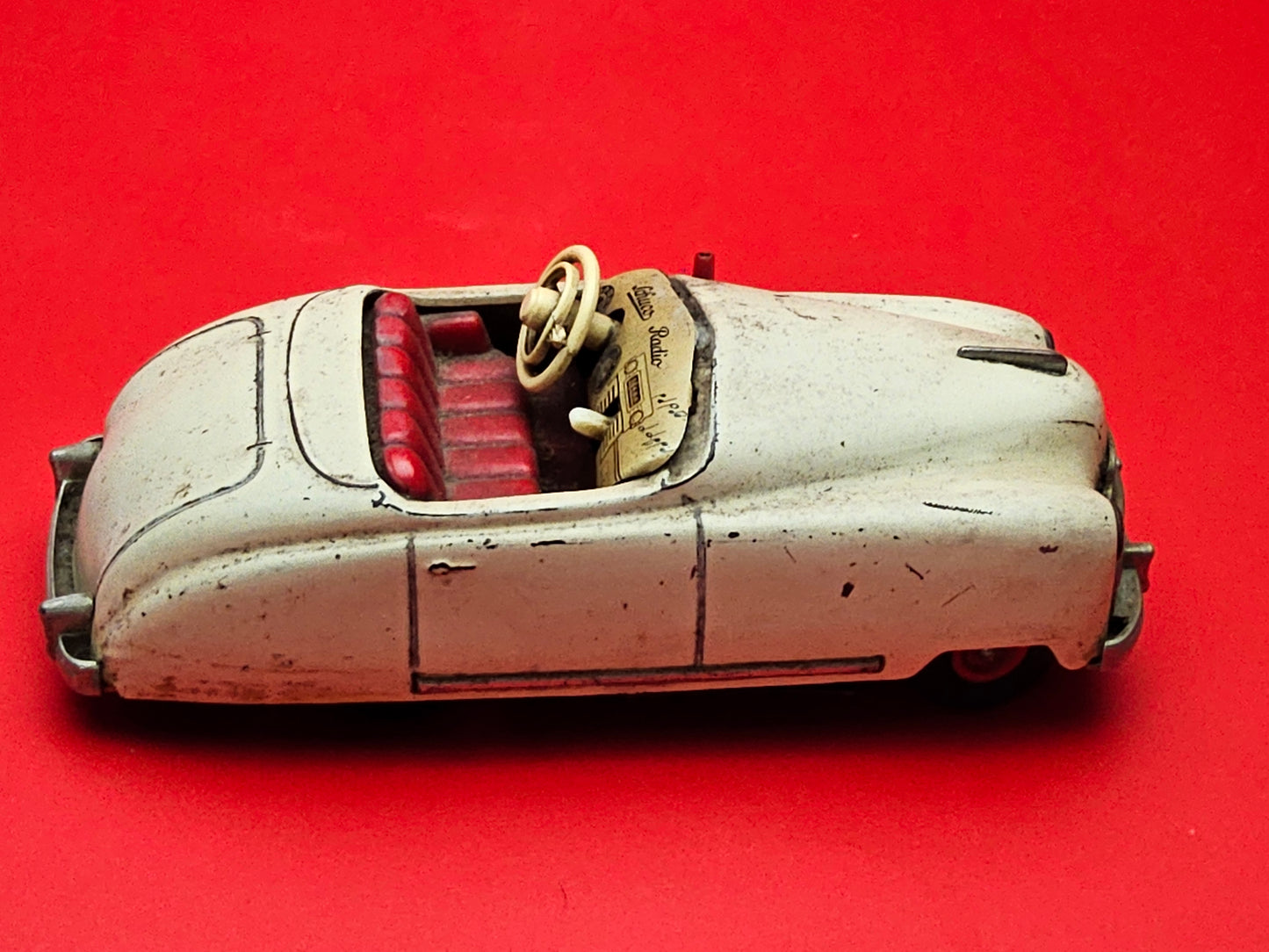 Vintage schuco radio 4012 automobile working