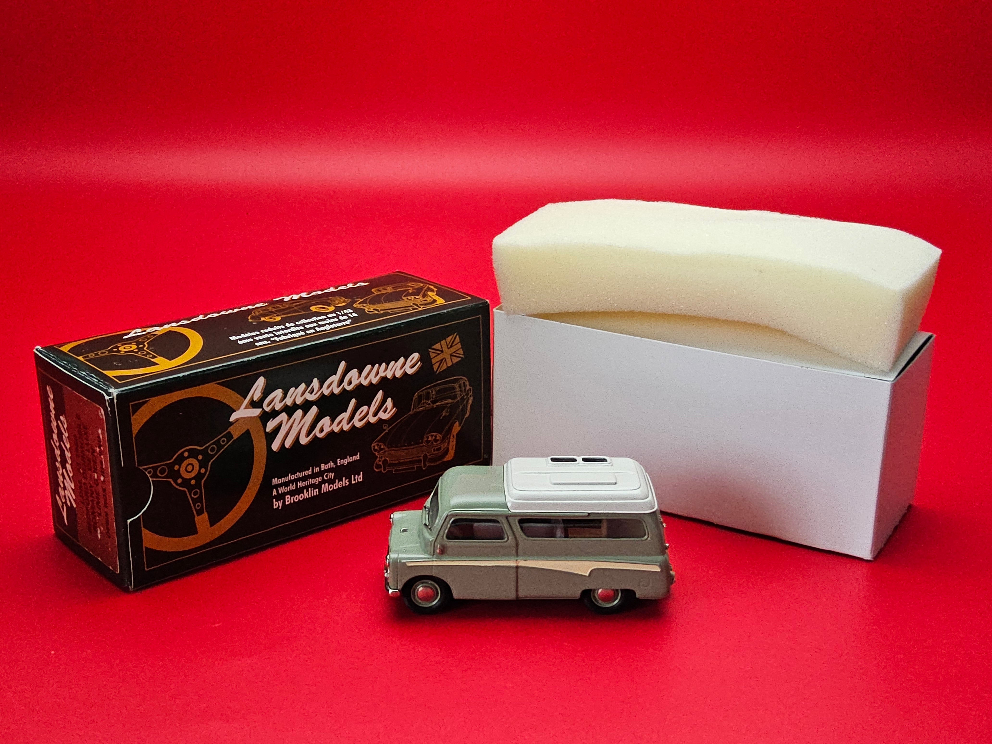 Lansdowne Models 1/43 Scale LDM33 - 1960 Bedford Dormobile Lansdowne Models 1/43 Scale LDM33 - 1960 Bedford Dormobile