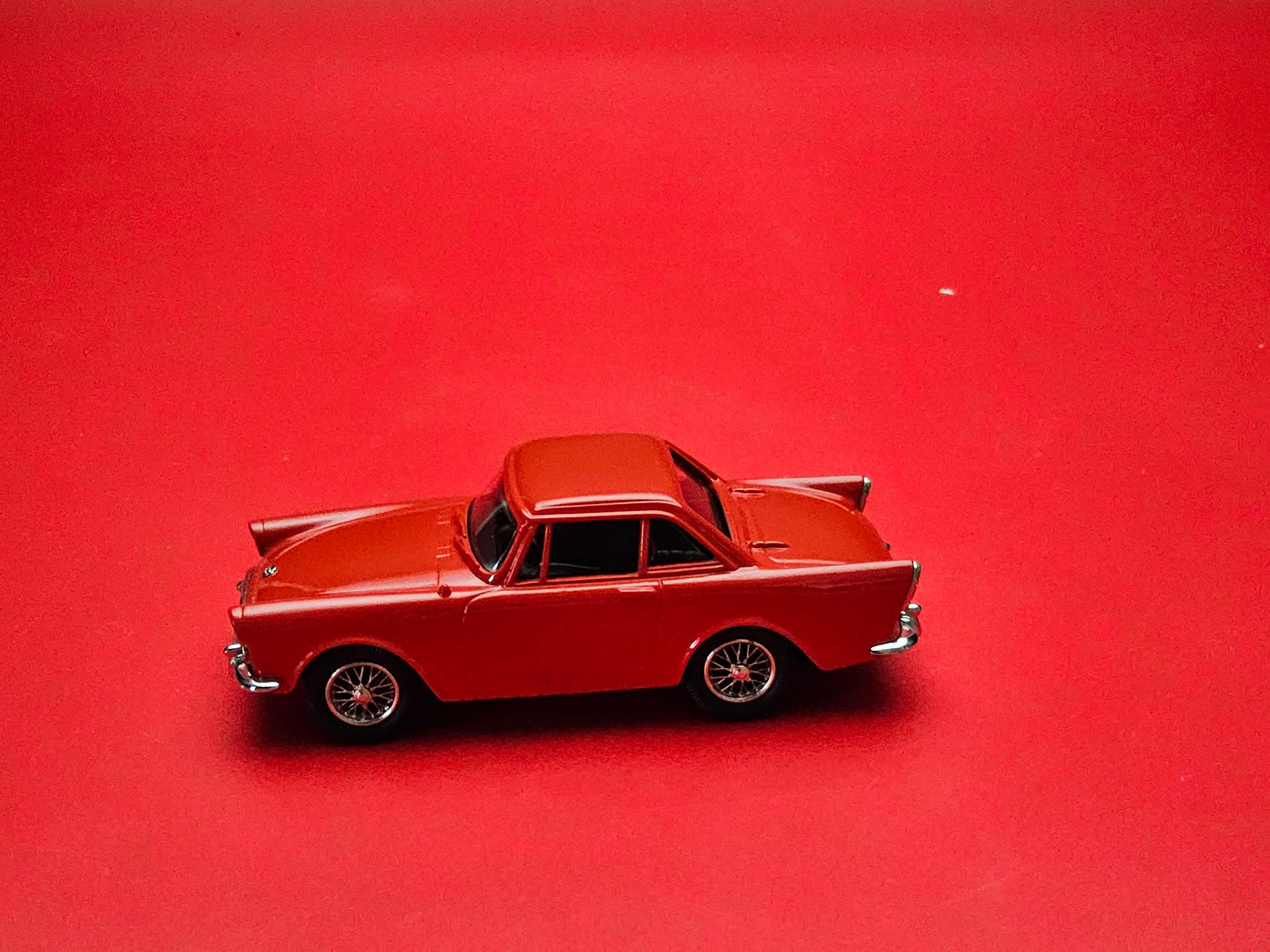 Lansdowne model #11 1963 sunbeam alpine series III with original box