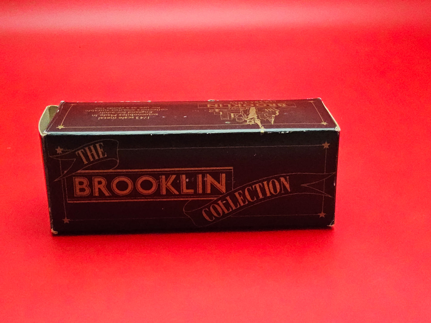 Brooklin model BRK 8A 1941 Chrysler Newport with original box