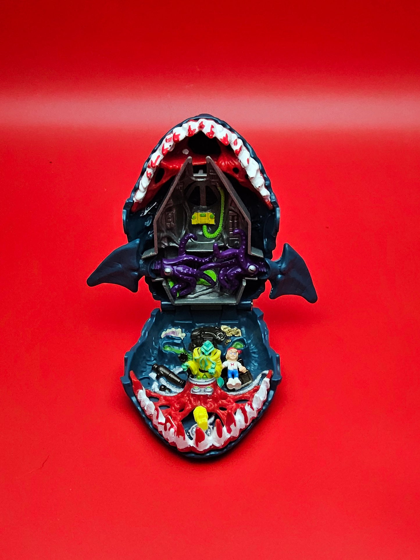 Mighty Max jaws of doom 100% complete