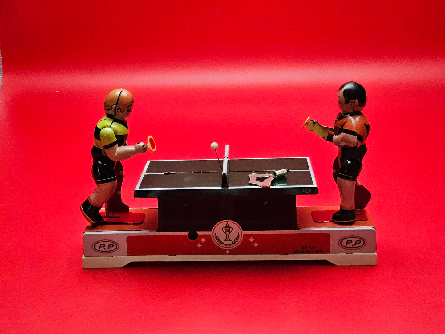 Tin plate ping pong wind up toy