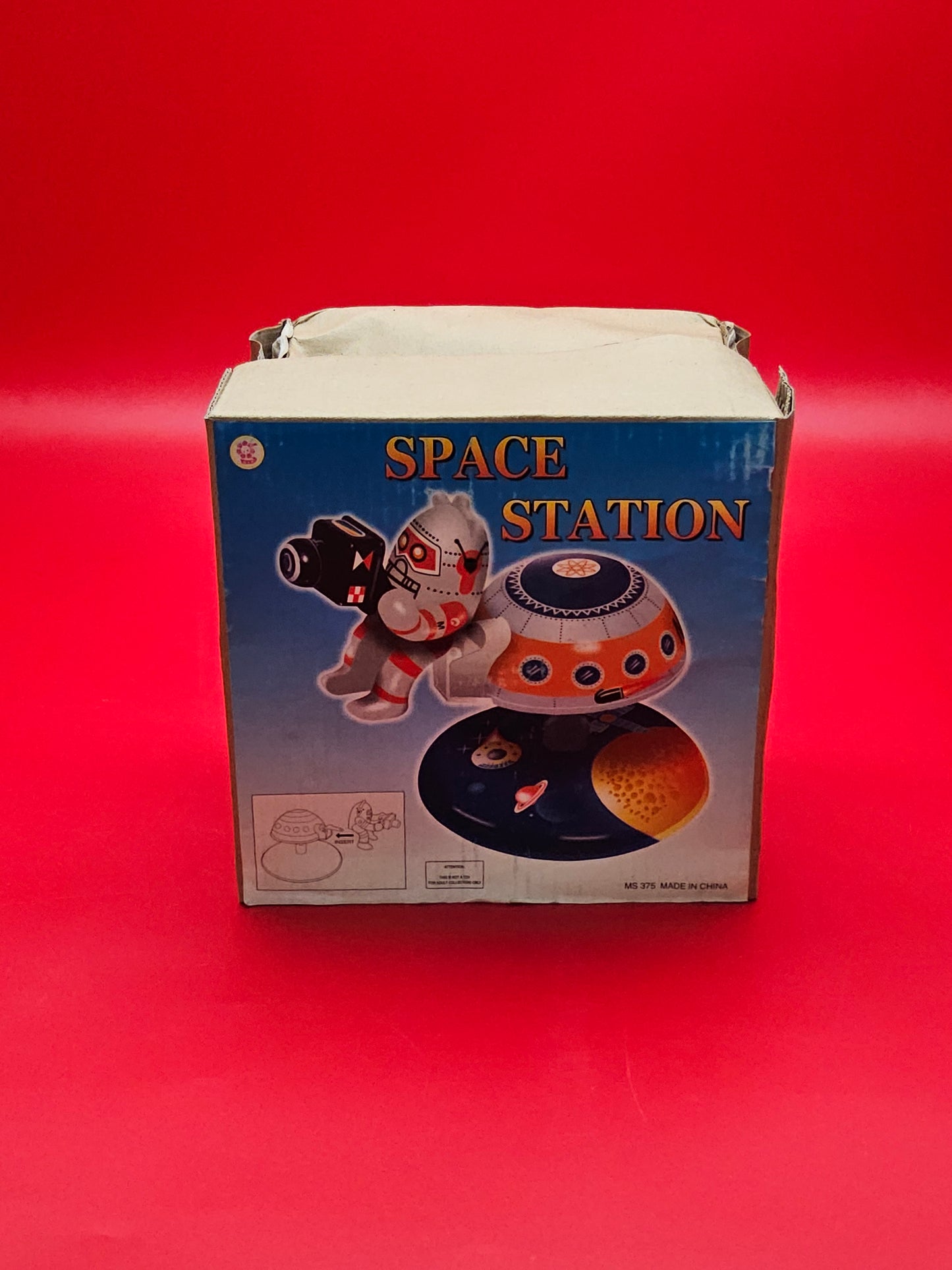Space station tin plate toy with box in working order