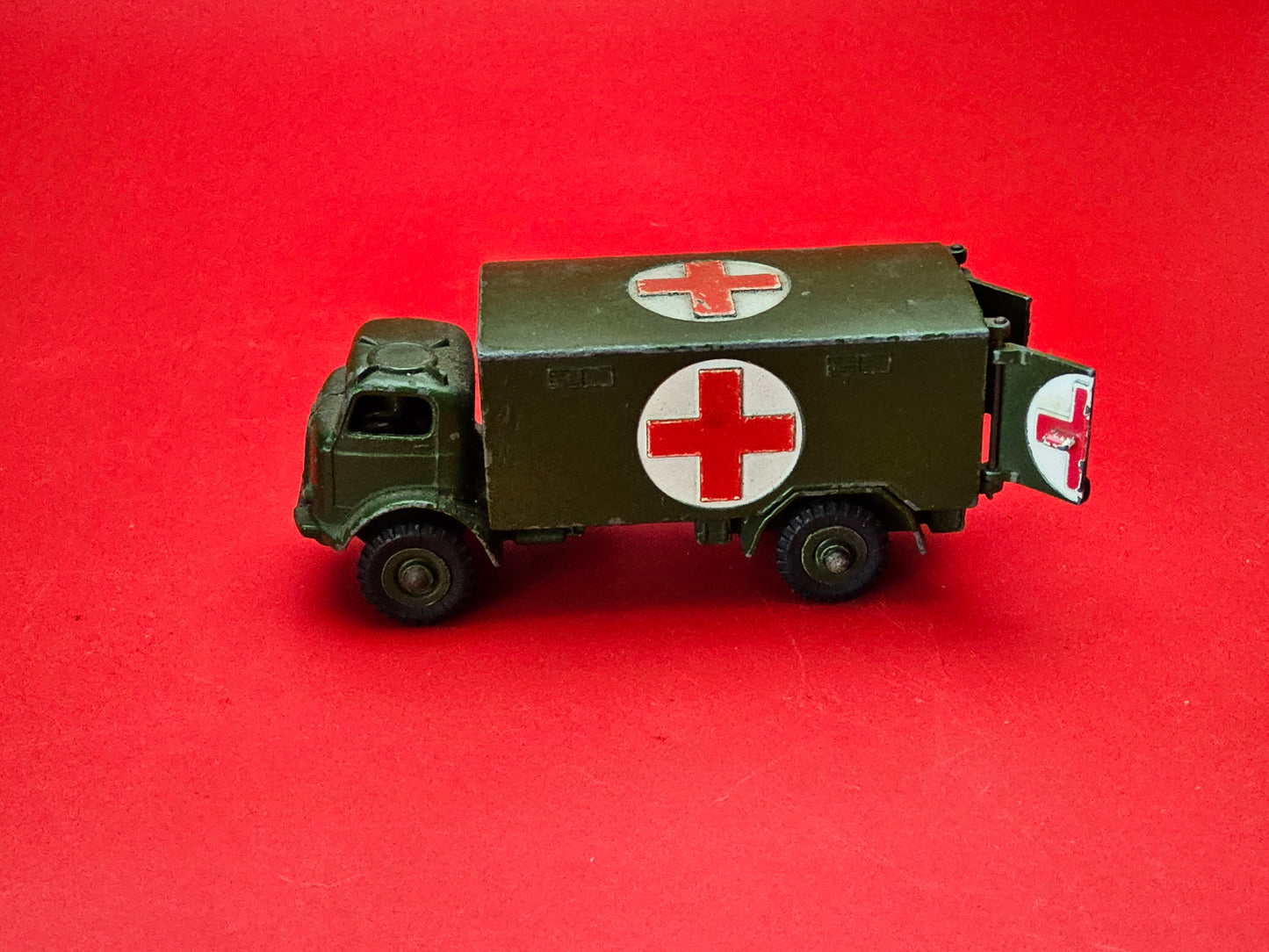 Dinky #626 military fordson lorry