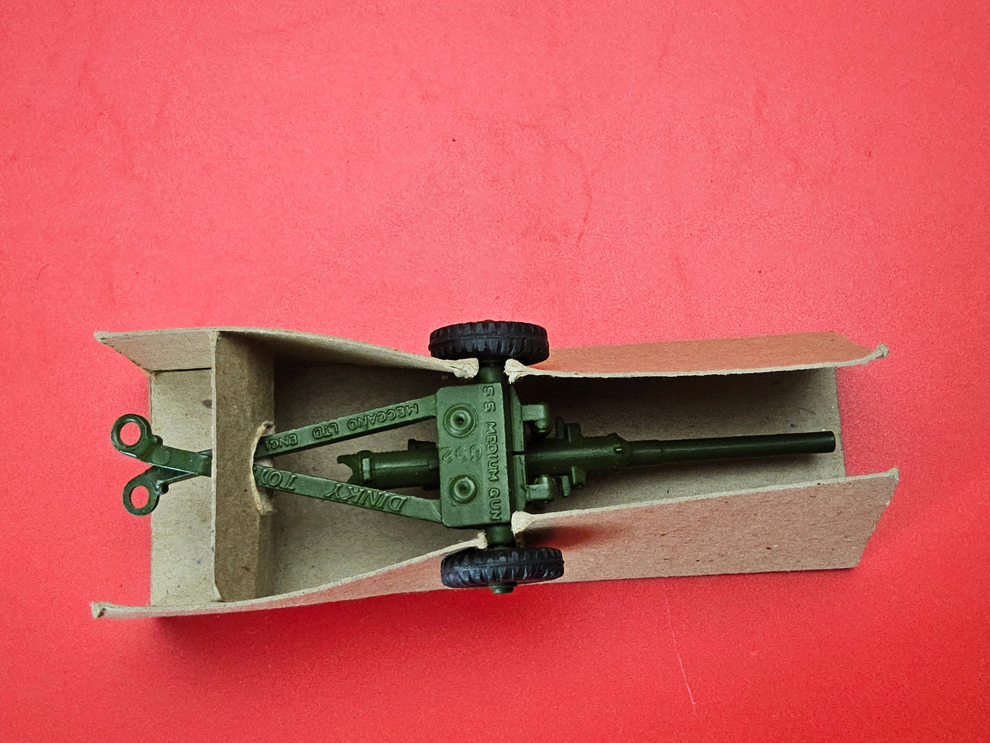 Dinky #692 5.5 medium gun boxed