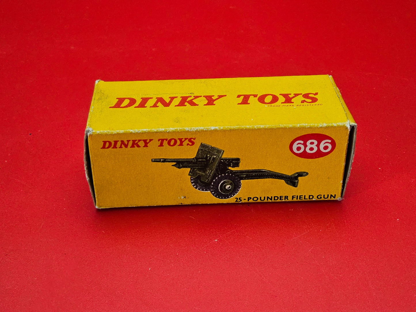 Dinky #686 25 pounder field gun boxed