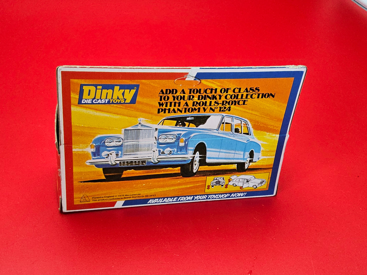 Dinky 123 princess 220HL saloon sealed in original box