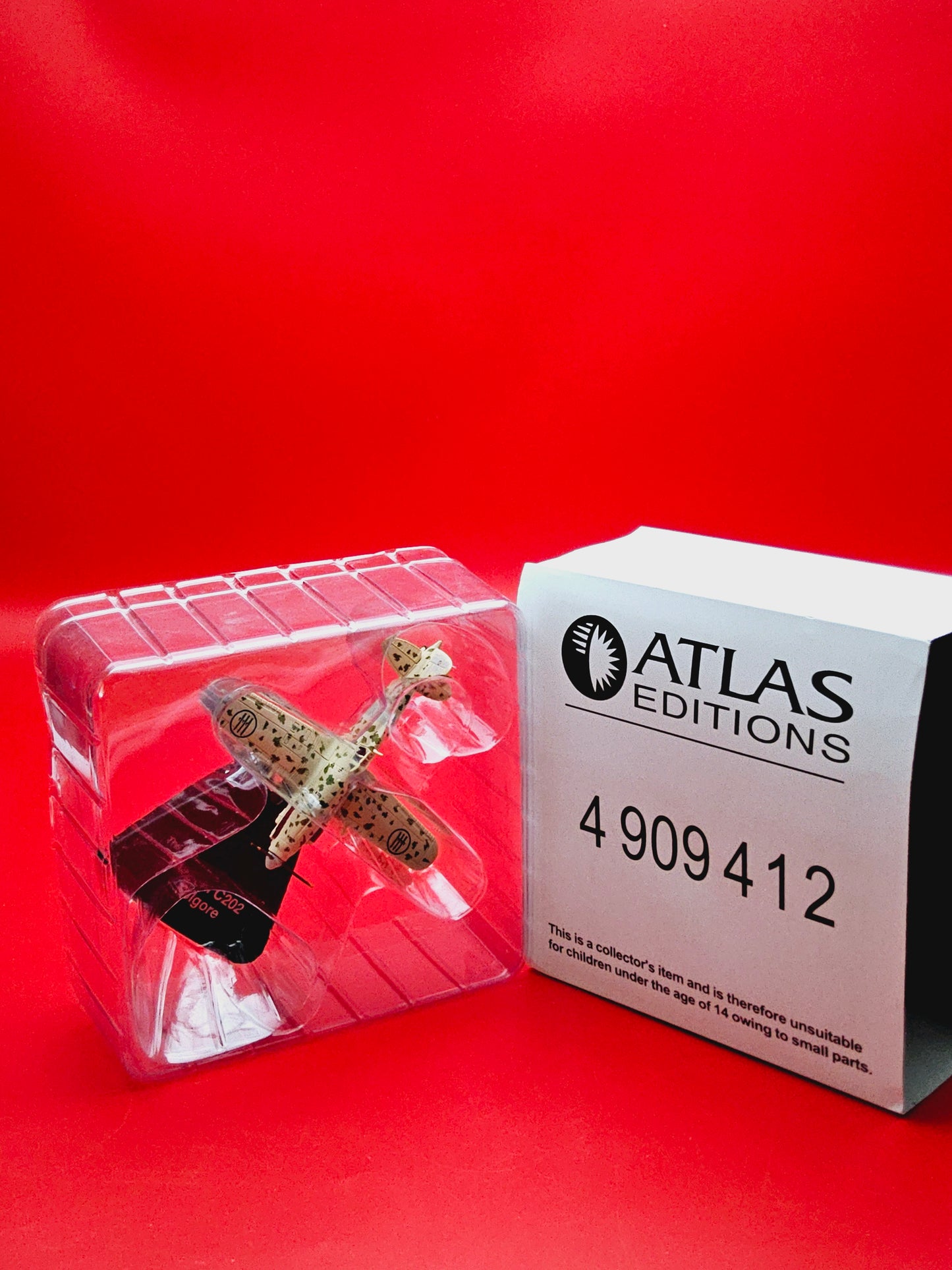 Atlas model plane sealed in original box 4909412