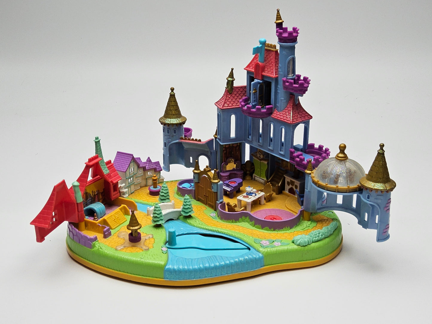 Polly pocket beauty and the beast castle 100% complete