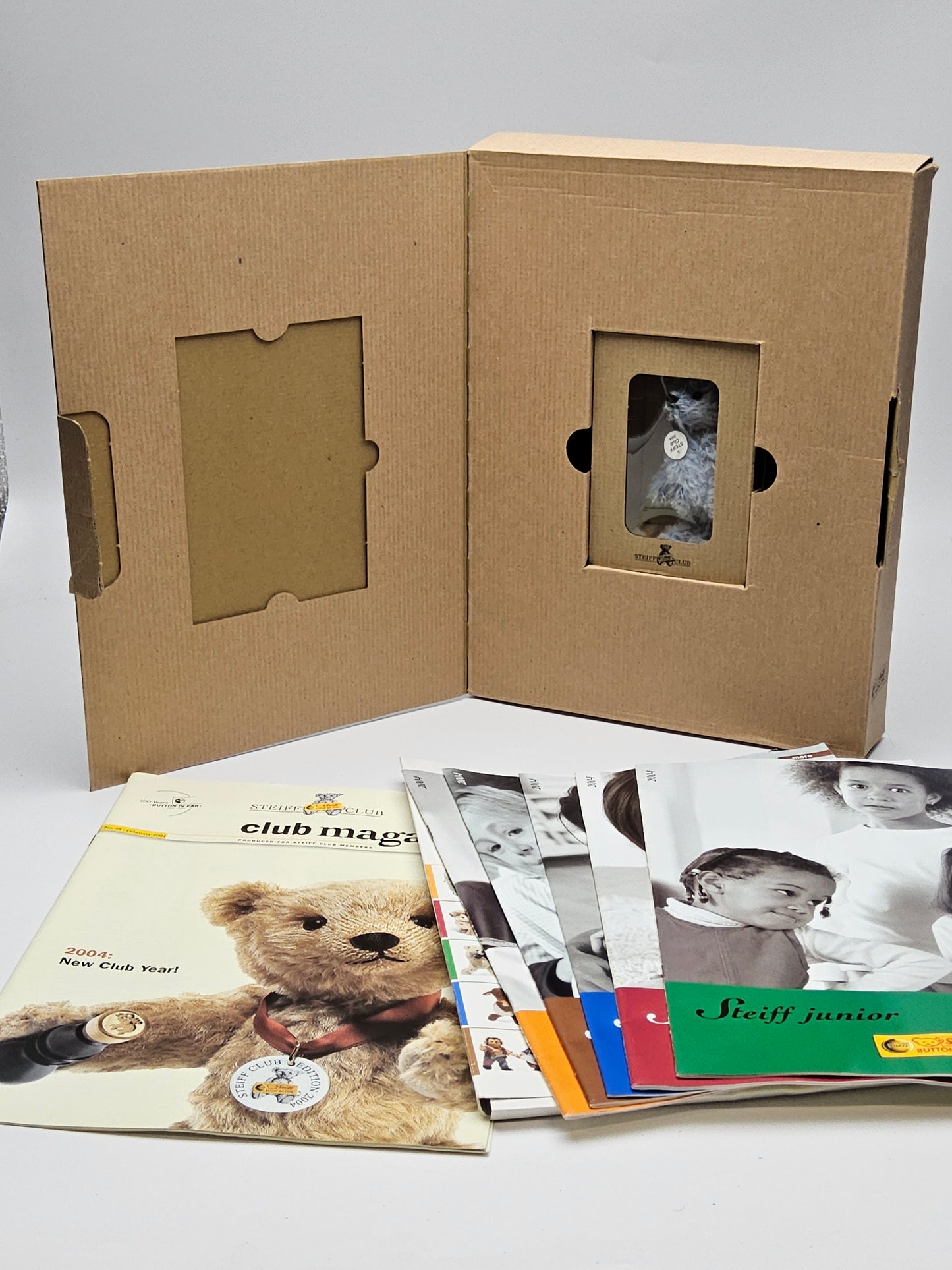 Steiff club 2004 bear and catalogues