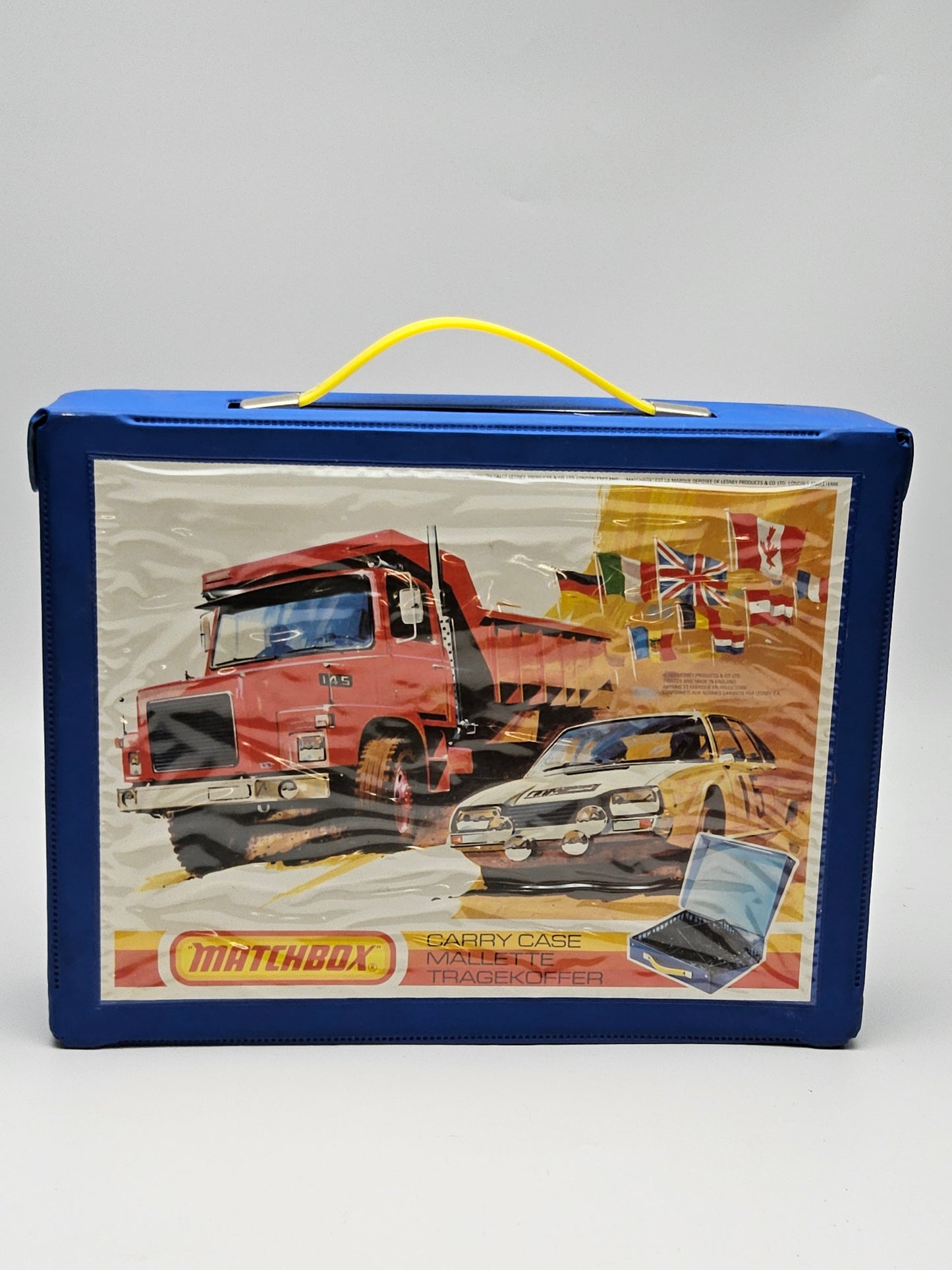 Matchbox carry case with cars