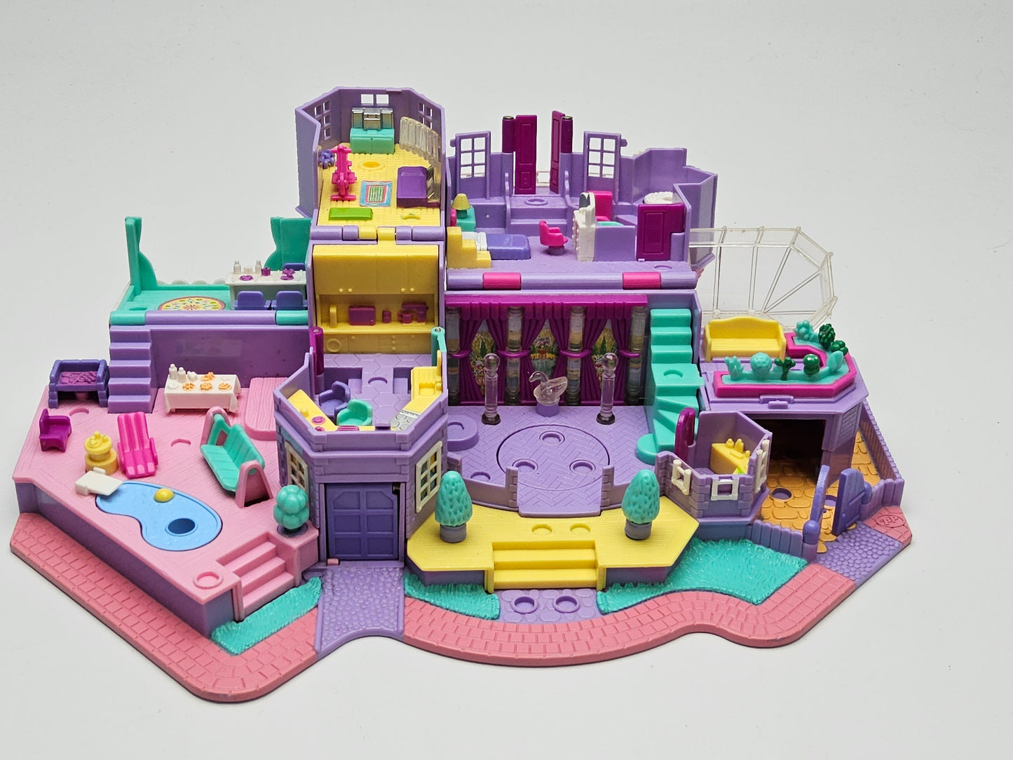 Polly pocket magical mansion 100% complete (working)
