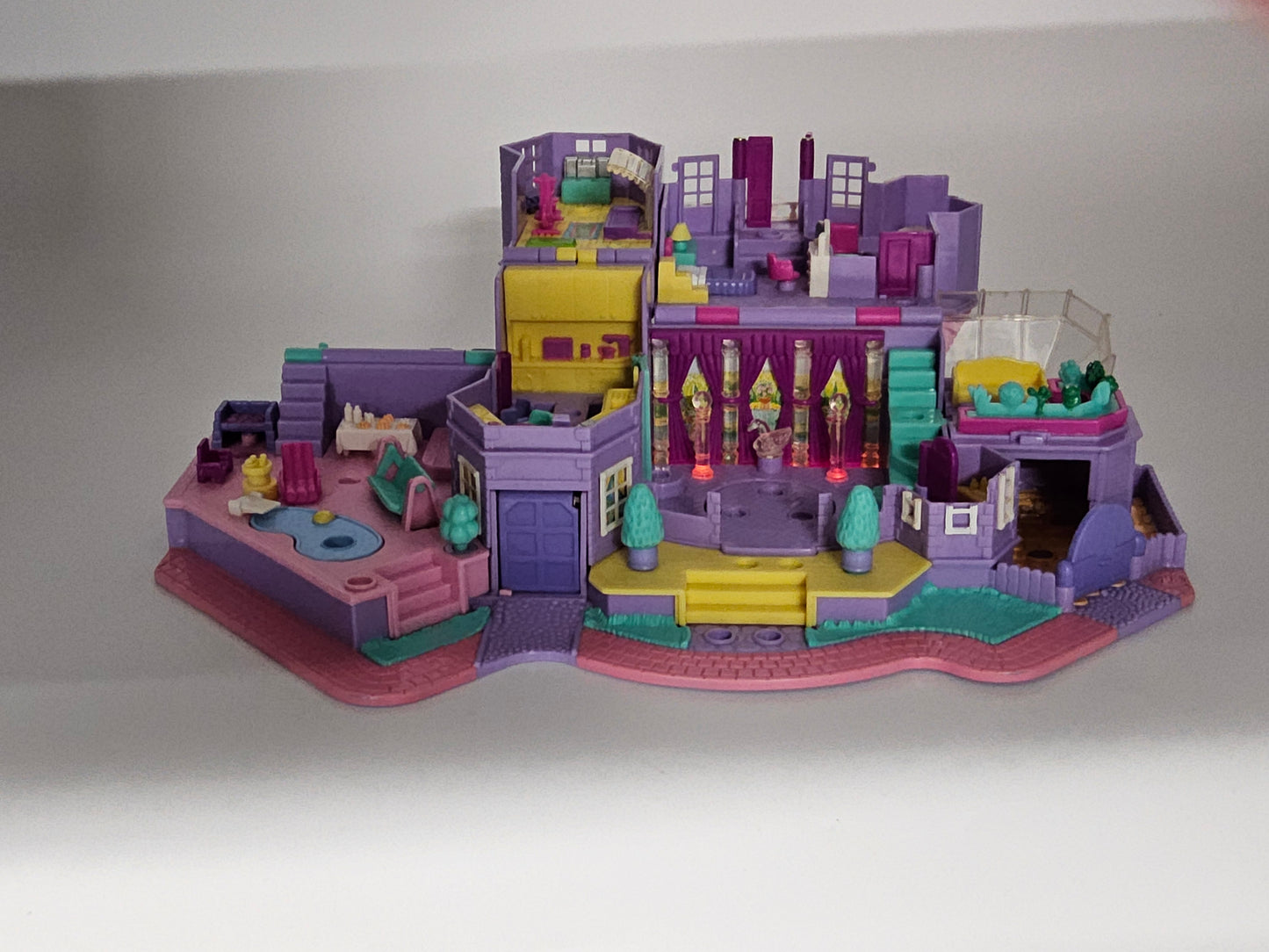 Polly pocket magical mansion 100% complete (working)