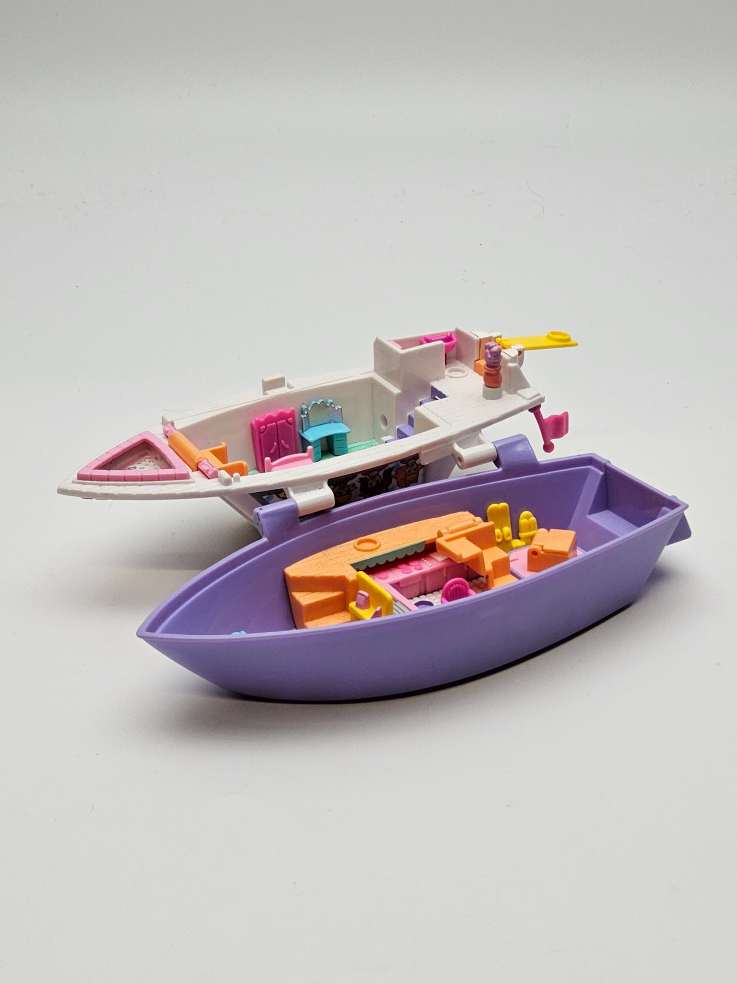 Polly pocket fun time cruise 100% complete