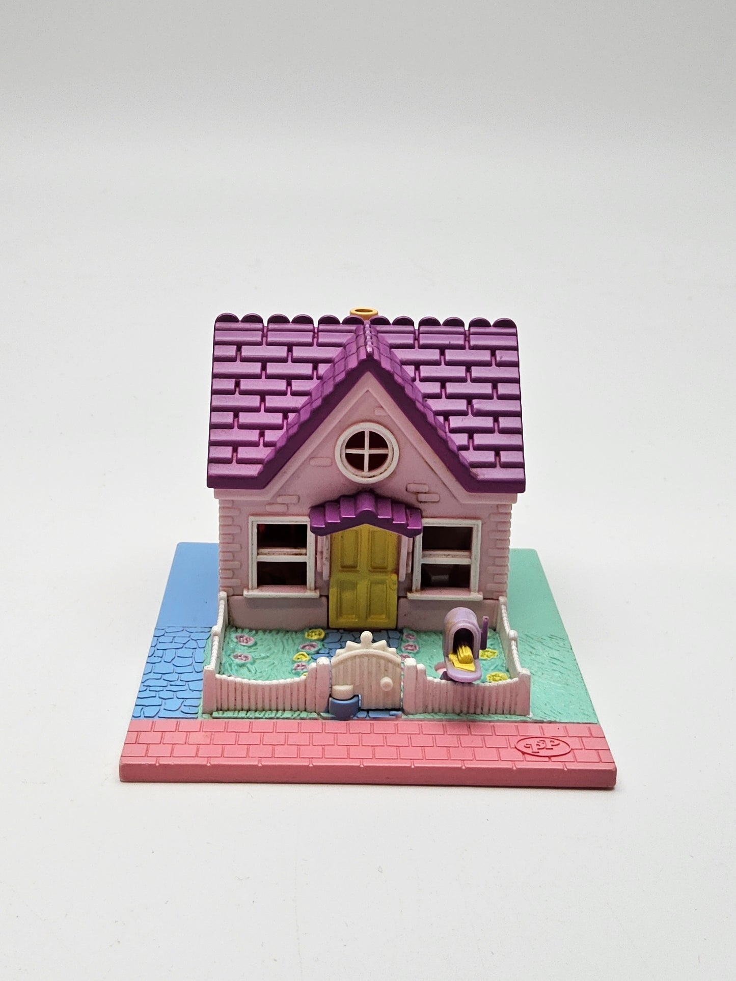 Polly pocket pollyville cozy cottage variation 100% complete