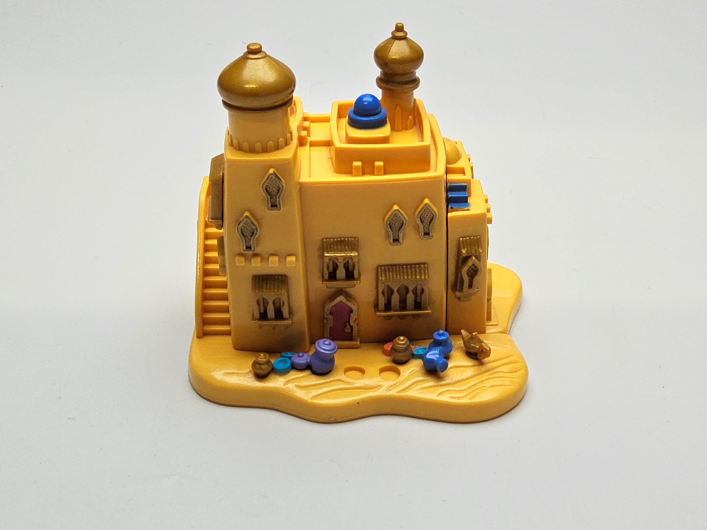 Polly pocket Aladdin market place 100% complete