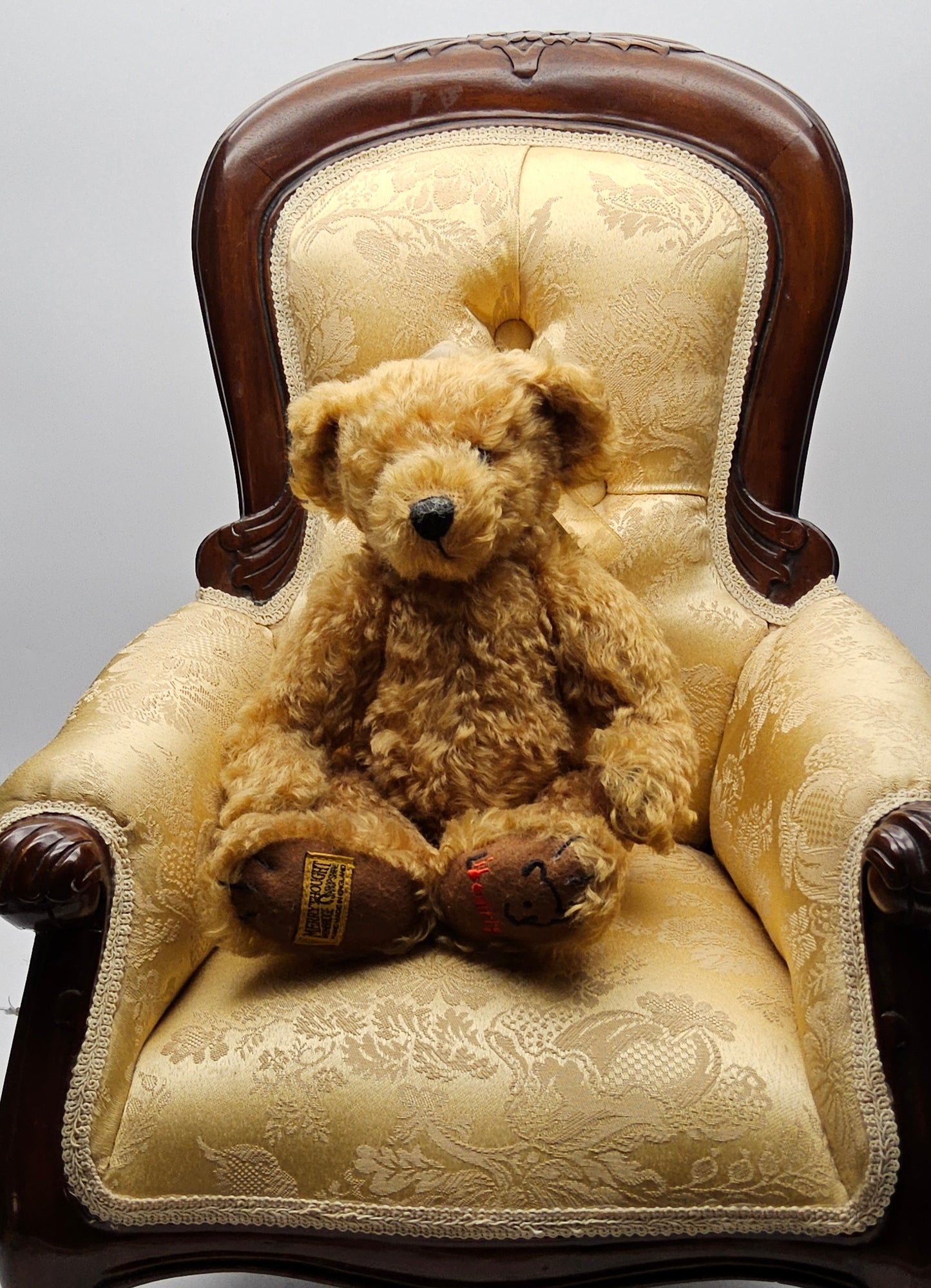 Merrythought bear