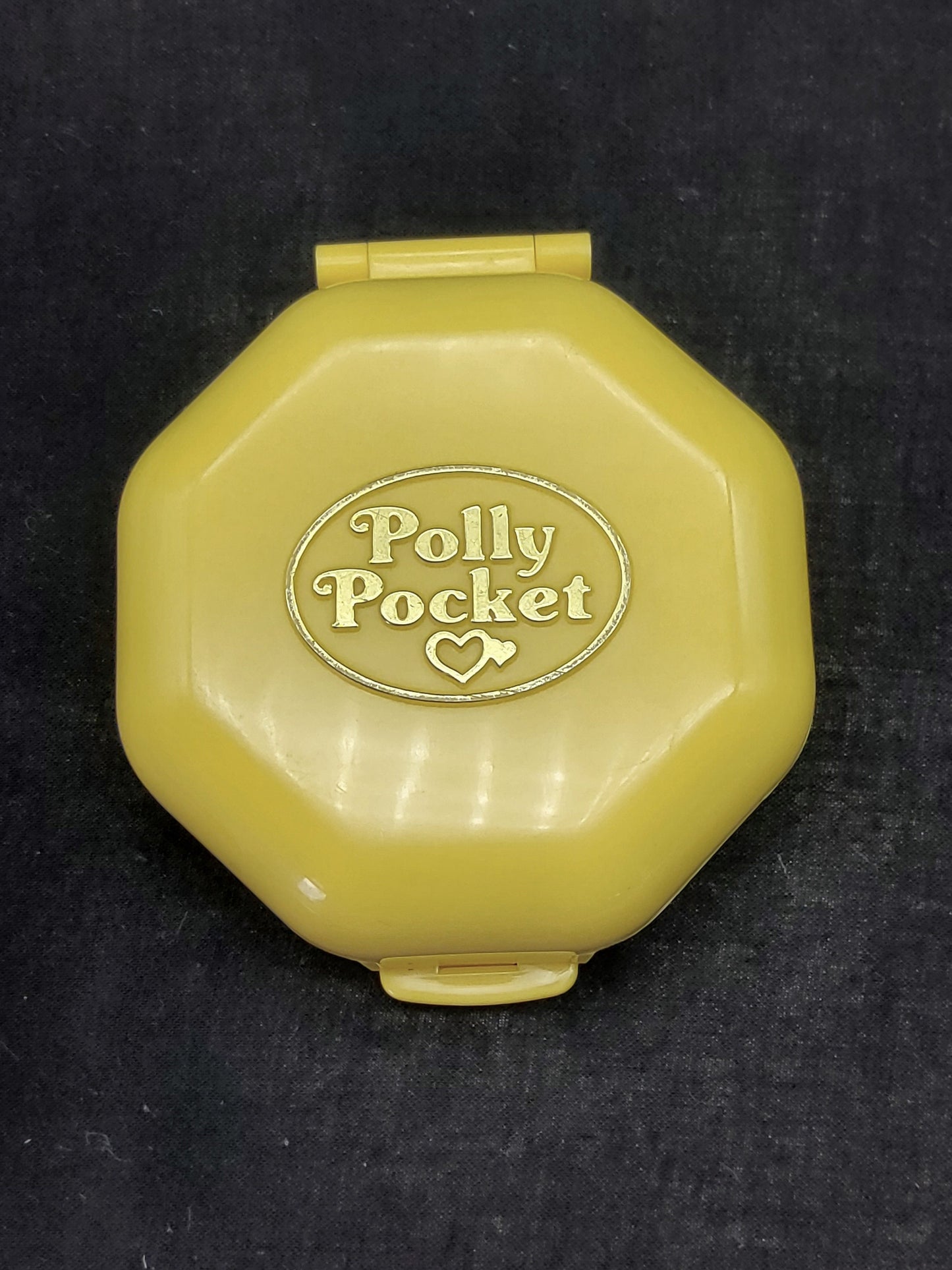 Polly pocket hair salon compact 100% complete