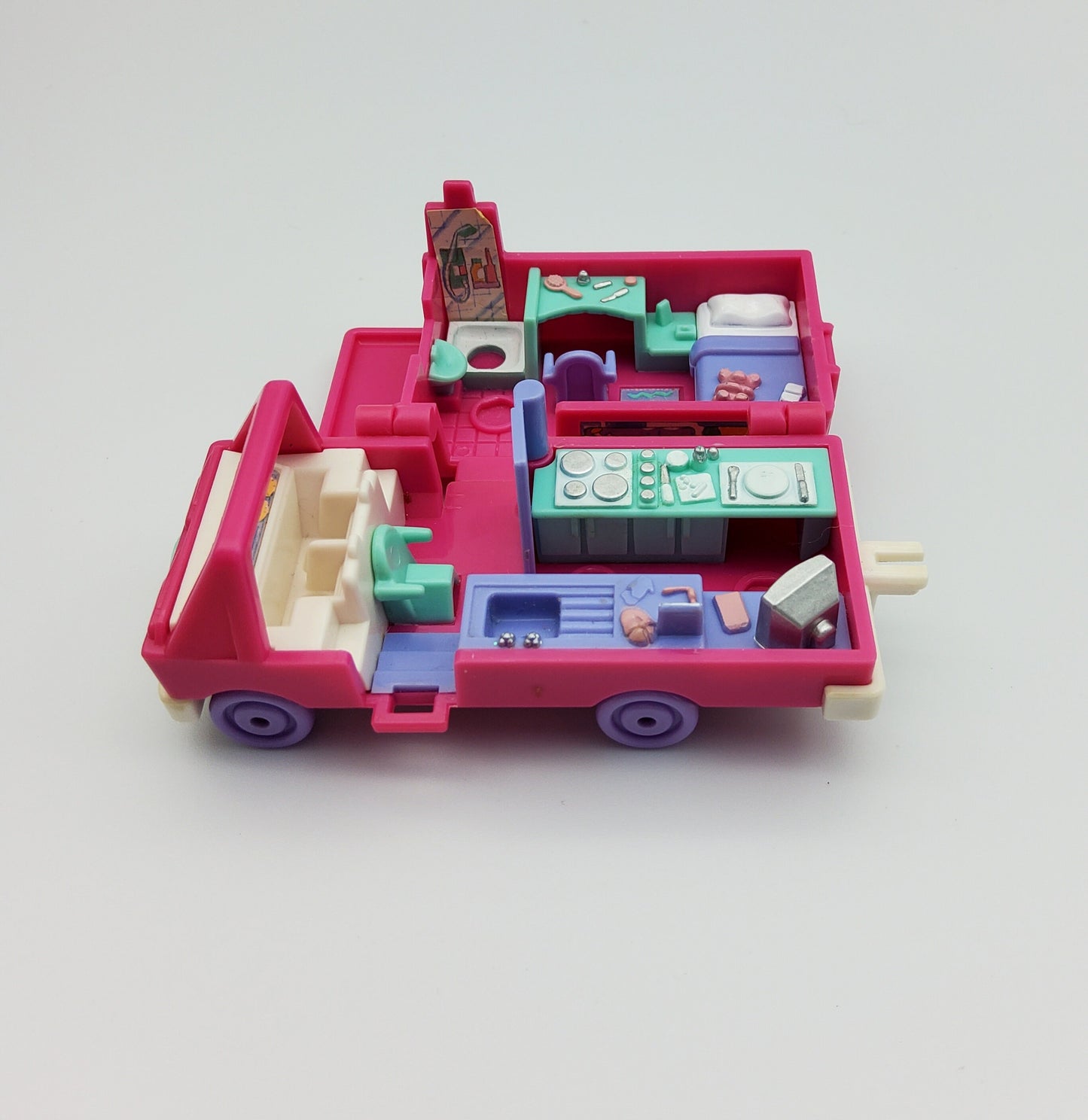 Polly pocket home on the go RV 100% complete