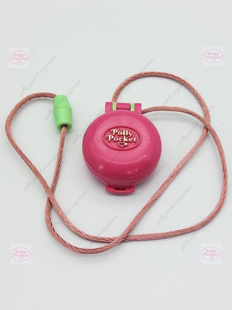 Polly pocket keep fit locket 100% complete