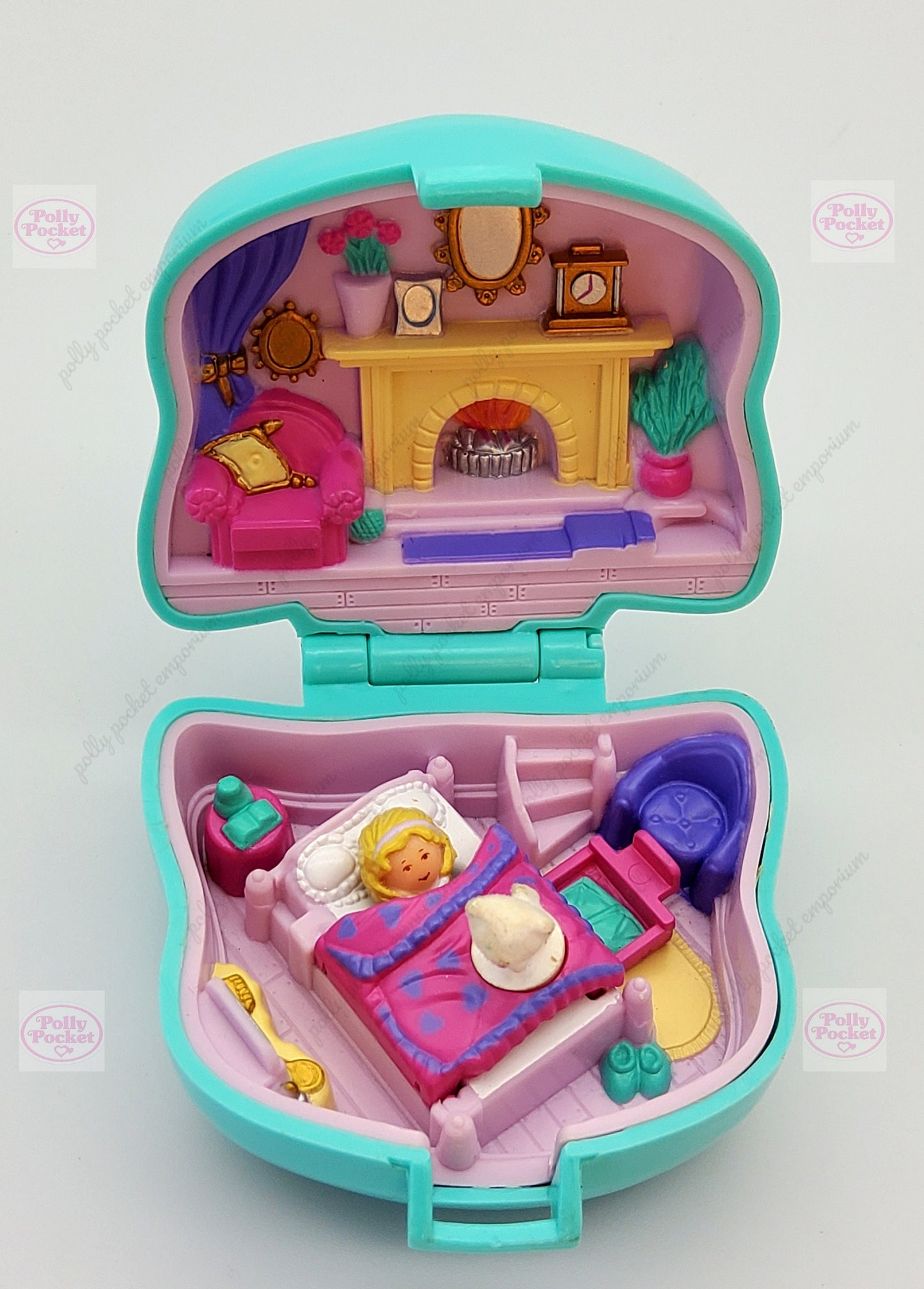 Polly pocket cuddly kitty 100% complete