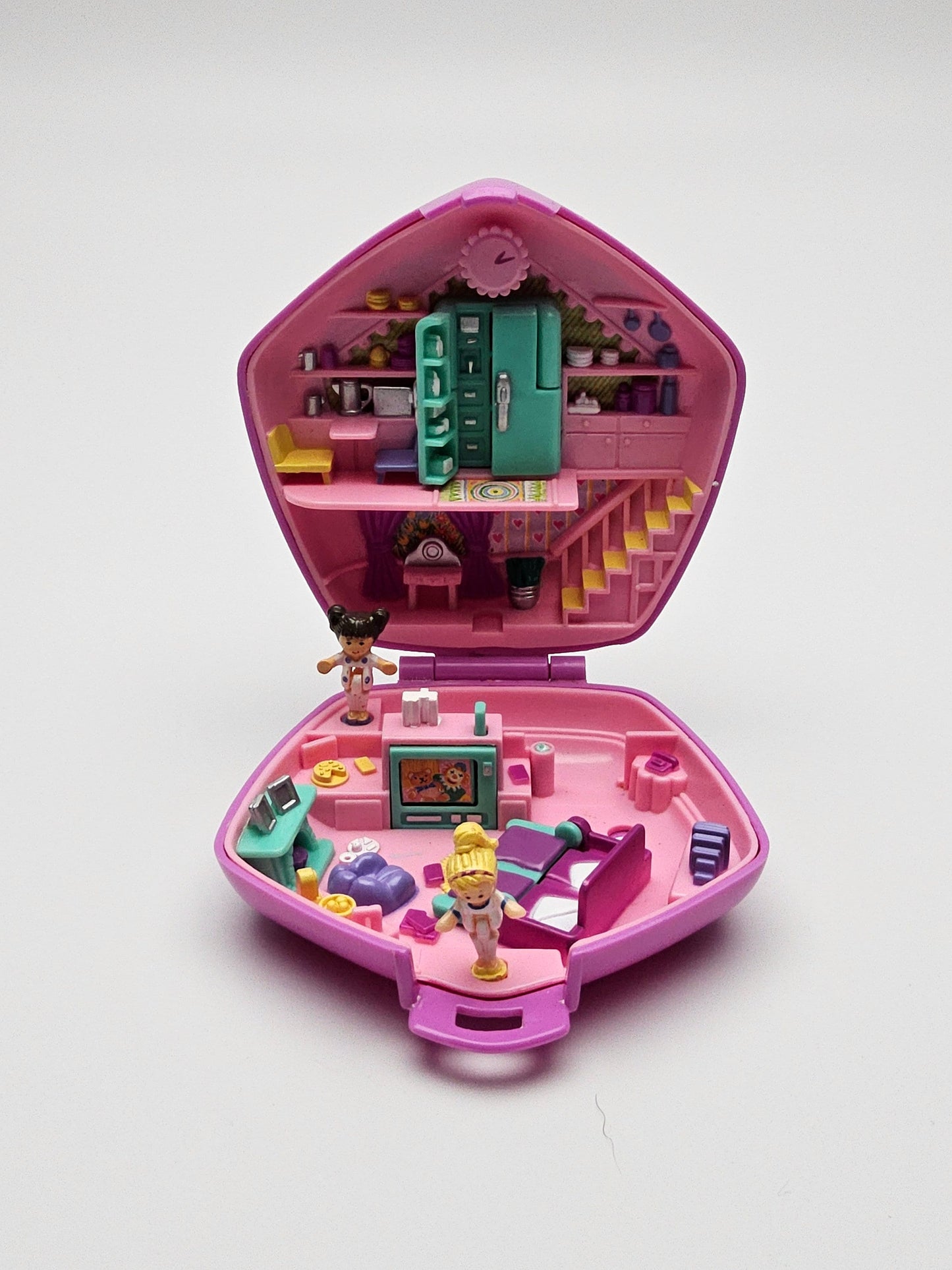 Polly pocket variation slumber party with both original dolls