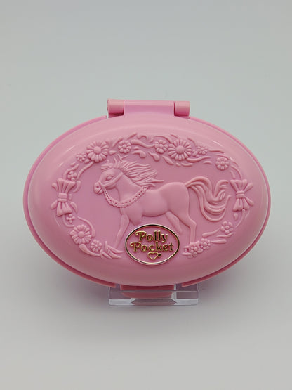 Polly pocket Shetland pony stables 100% complete