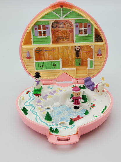 Polly pocket Heidi's alpine chalet 100% complete