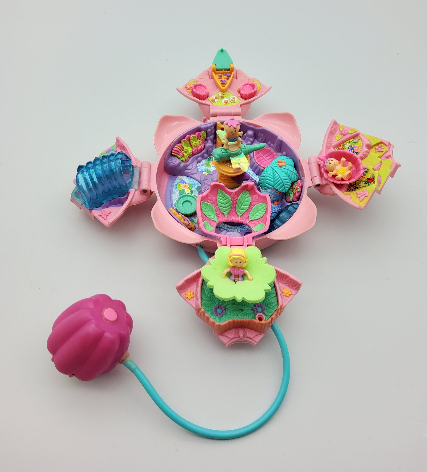Polly pocket fountain fantasy 100% complete