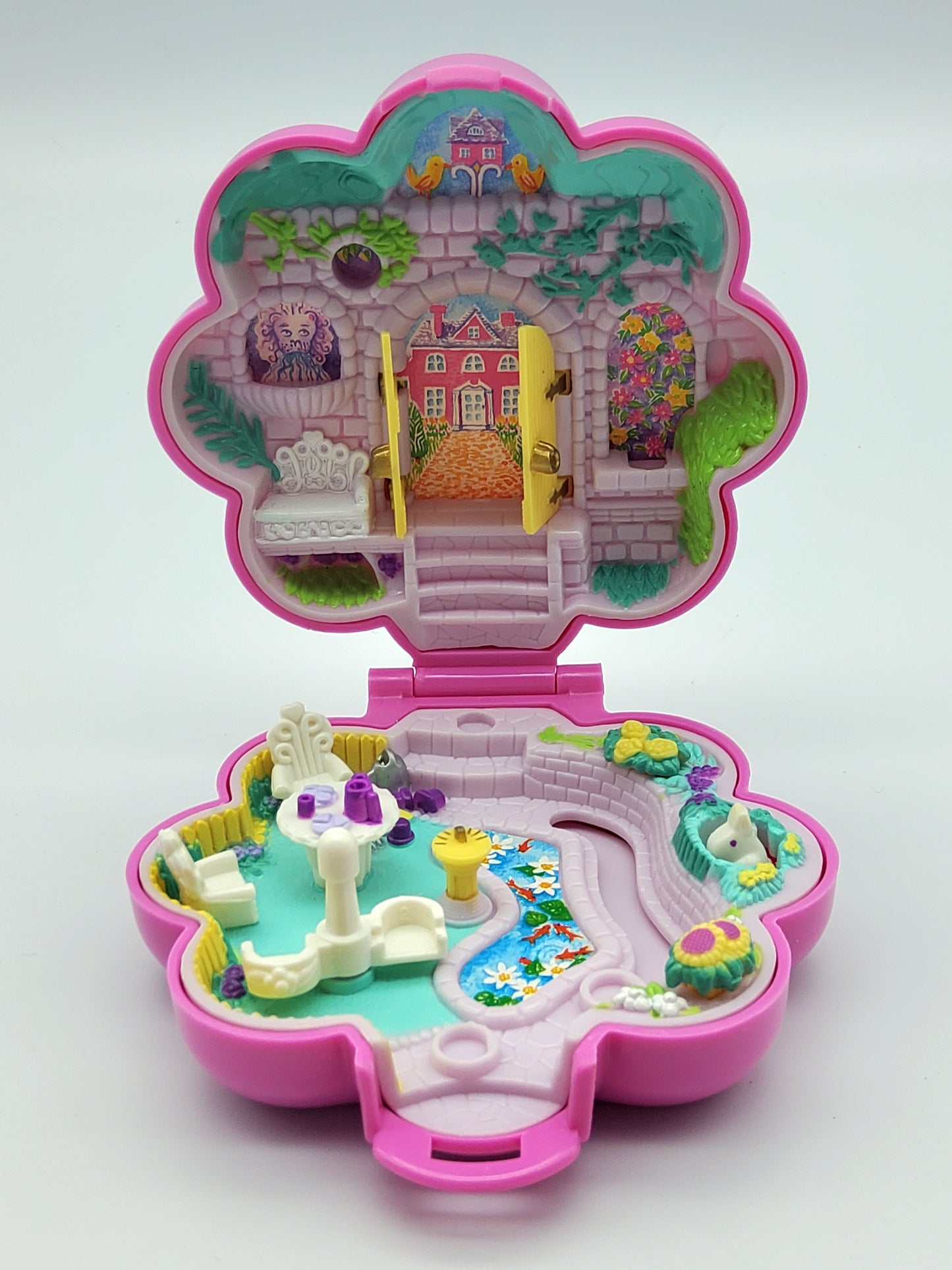 Polly pocket garden surprise 100% complete