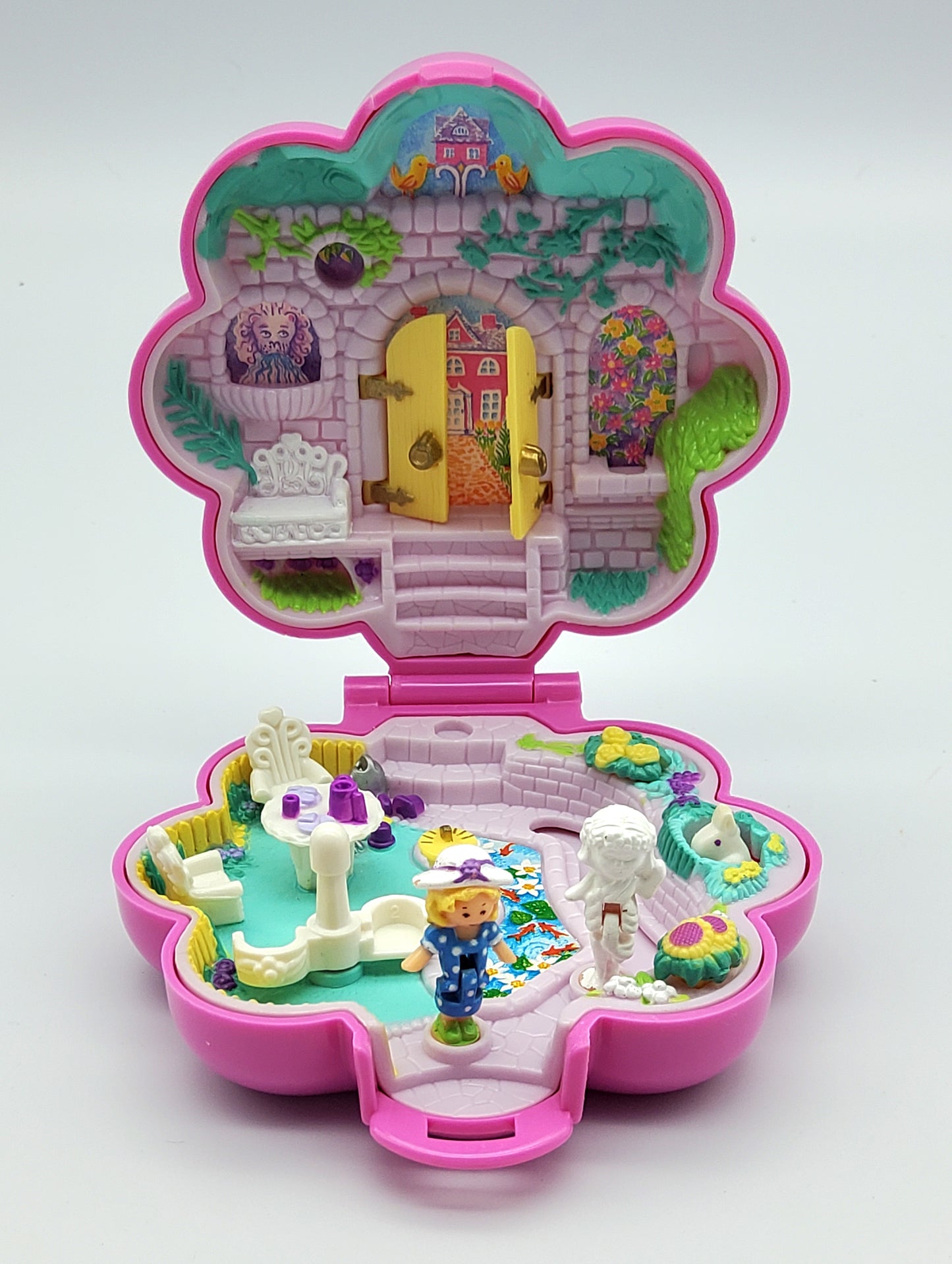 Polly pocket garden surprise 100% complete