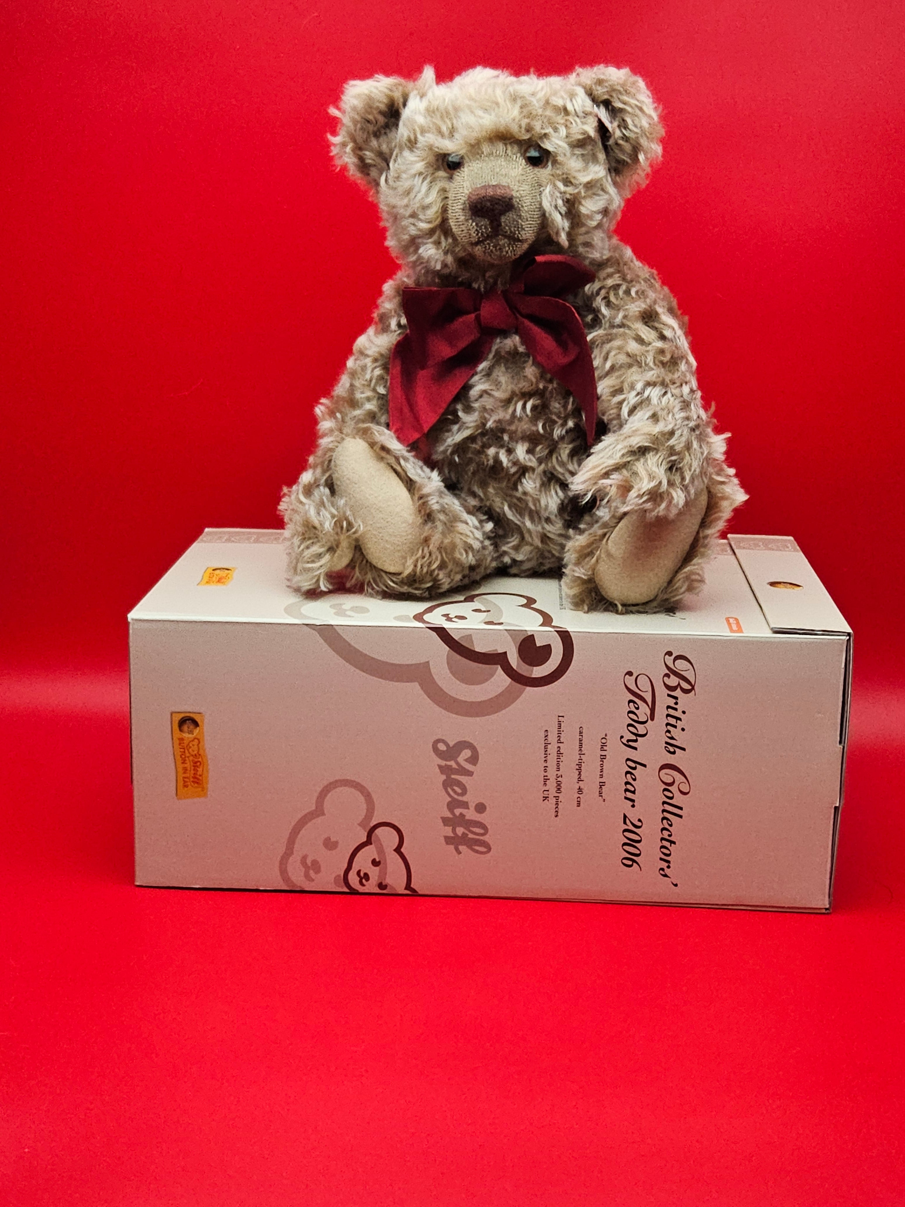 Steiff 2006 British collectors bear limited edition with box – SirTN toys  inc. A polly for every pocket