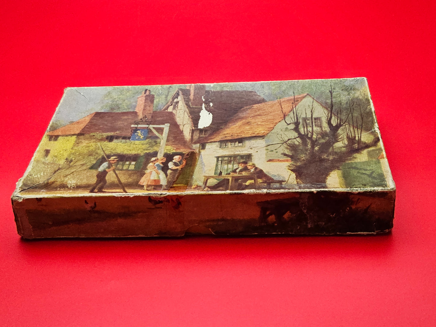 Vintage 3 ply jigsaw depicting a cottage scene