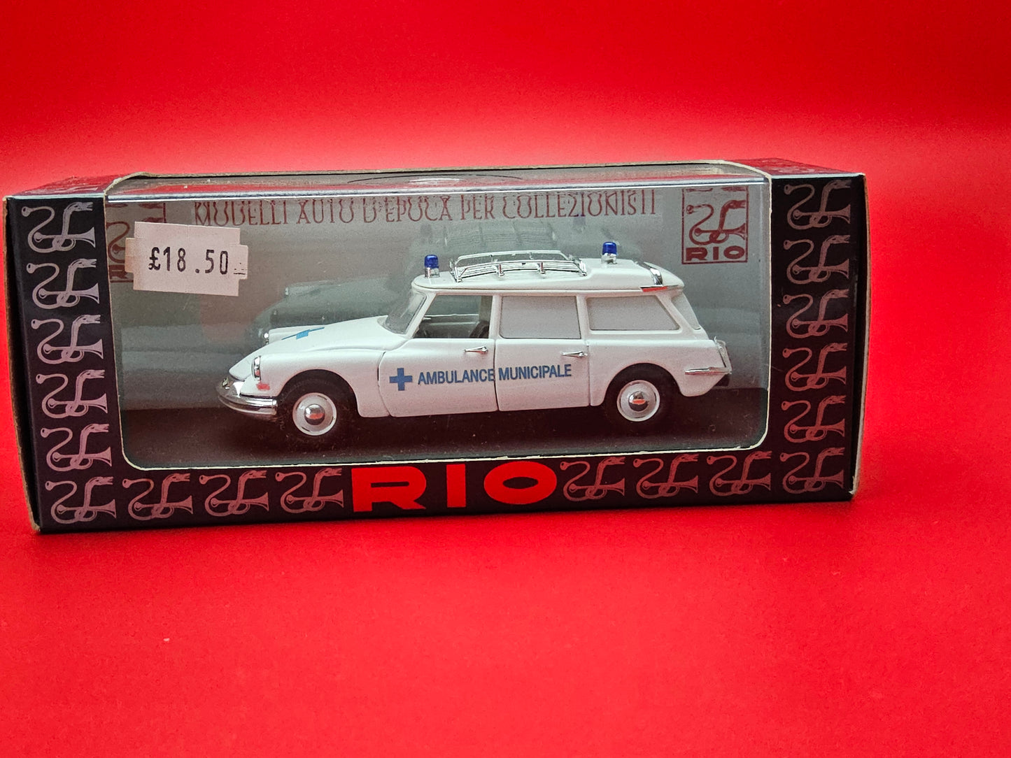 Rio model #SL070 Citroen ID 19 break cross red diecast car sealed