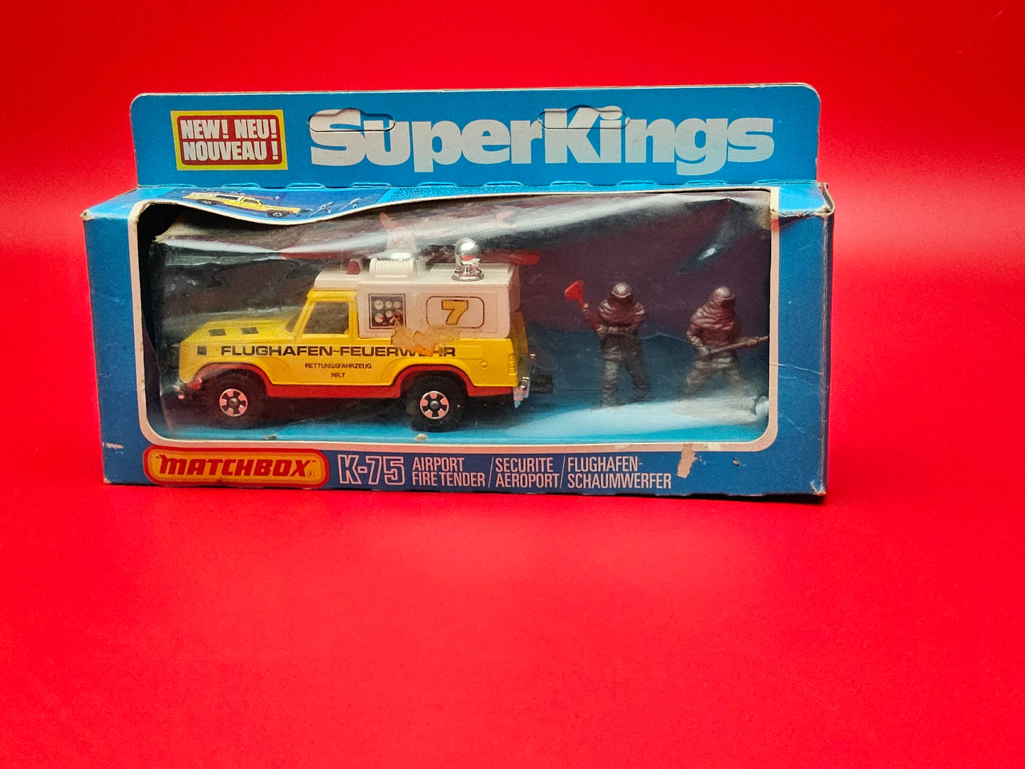 Matchbox superkings K75 airport fire tender with original packaging