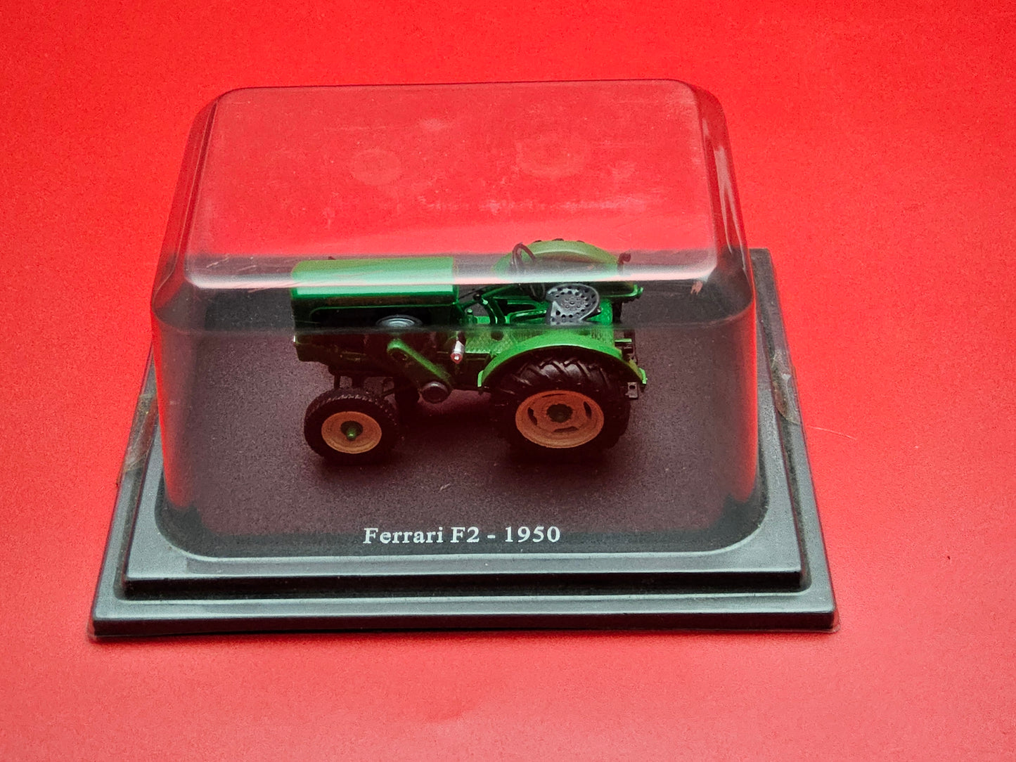 Model  Ferrari F2 tractor 1950 sealed in original packaging