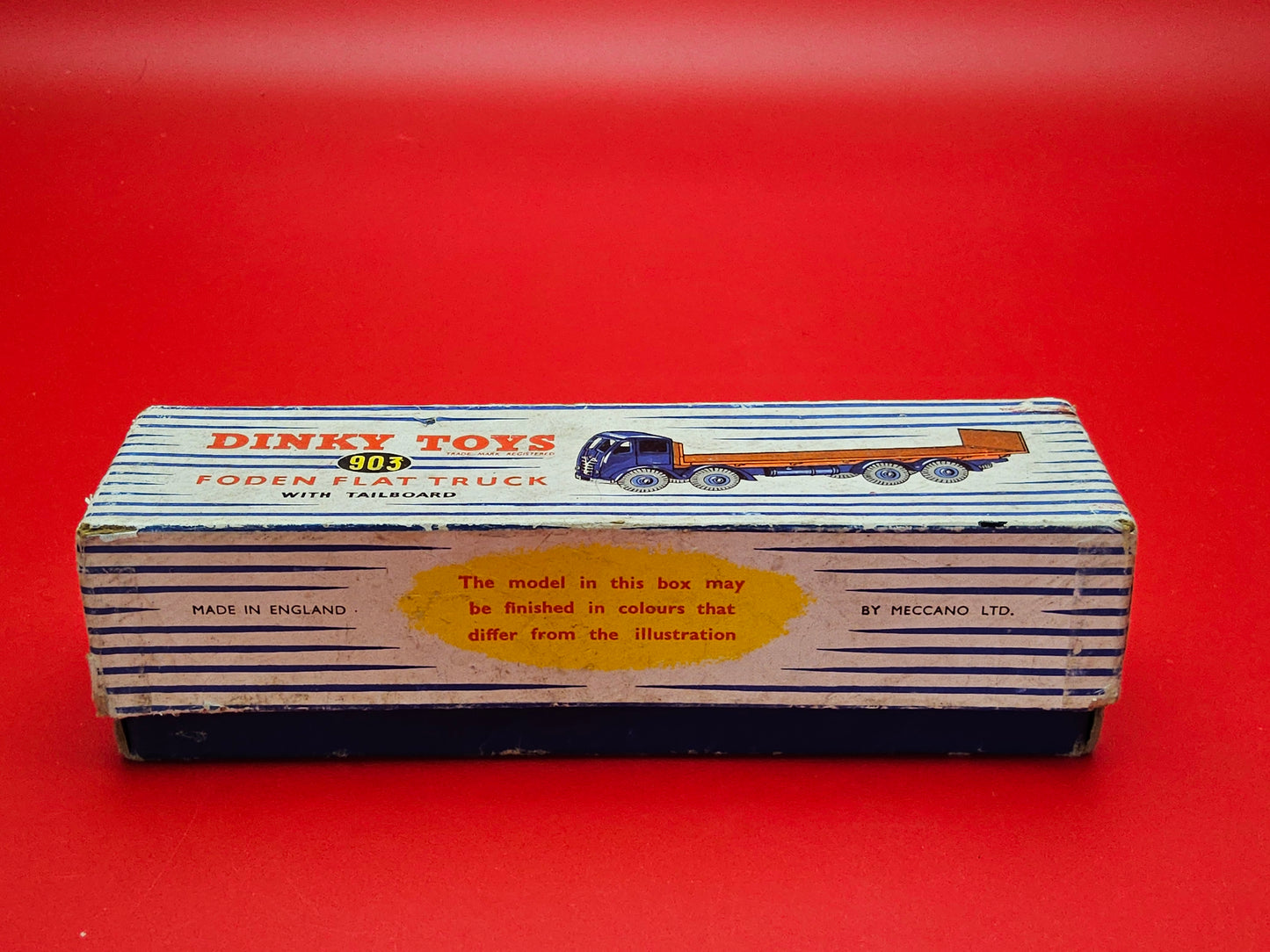Dinky #903 foden flat truck with oriignal box
