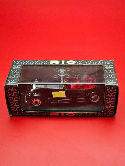 Rio model #95 Bugatti royale sealed in packaging