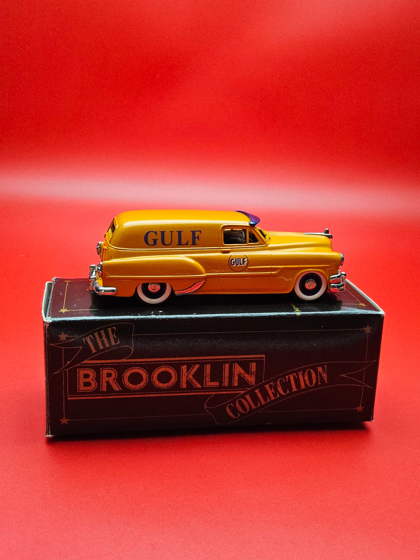 Brooklin #BRK 31 pontiac sedan gulf delivery van with box