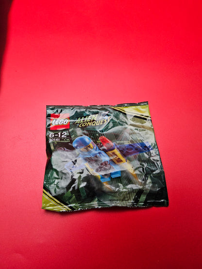 Lego #30141 alien conquest set sealed