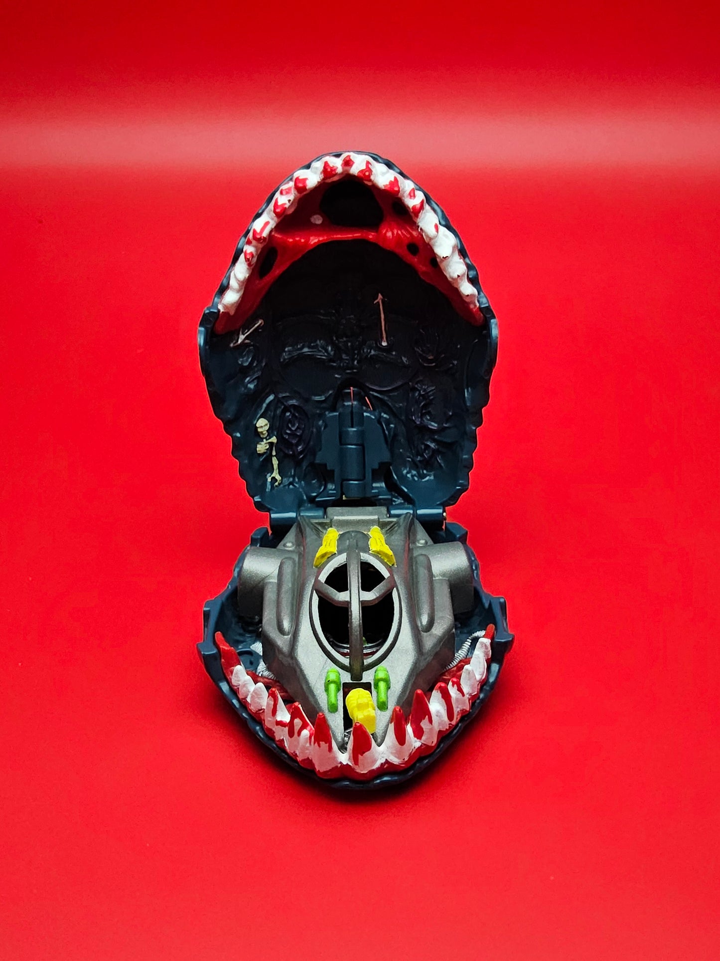 Mighty Max jaws of doom 100% complete