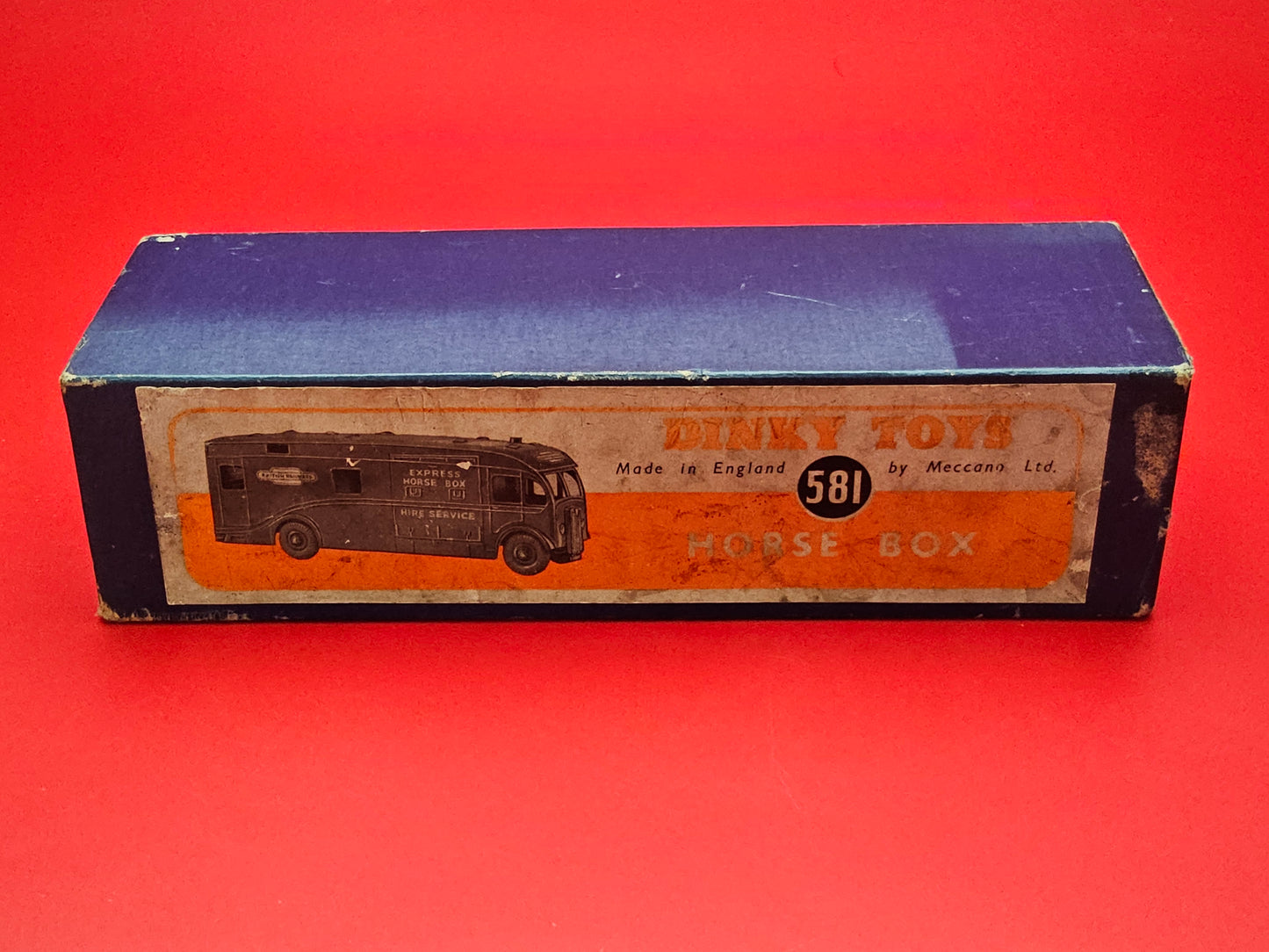 Dinky #581 horse box with original box