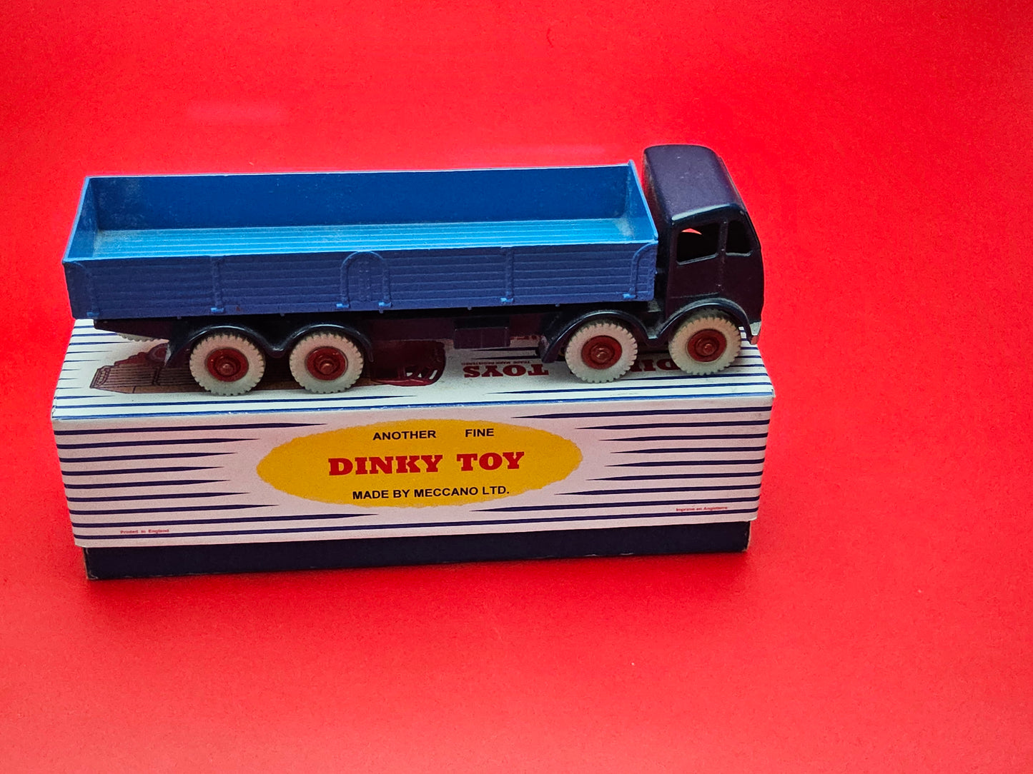 Dinky #901 Foden diesel 8 wheel wagon