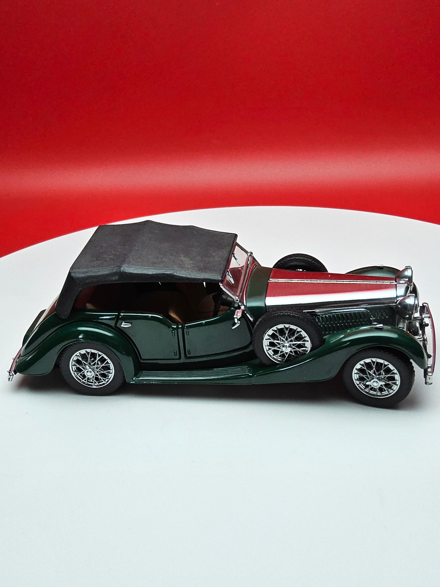 Franklin mint 1938 Alvis 4.3 litre with original box