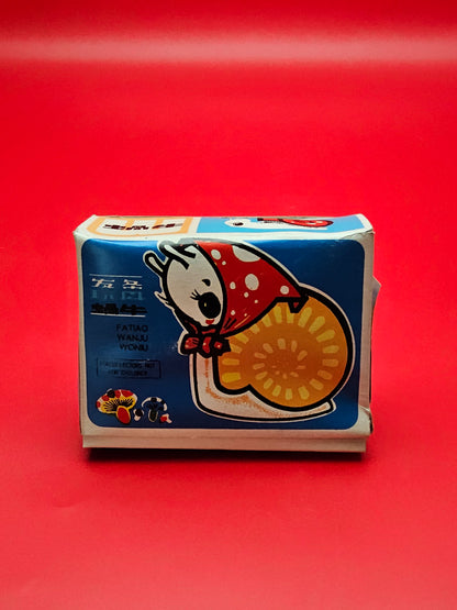 Vintage tin litho wind up snail with original box in working order
