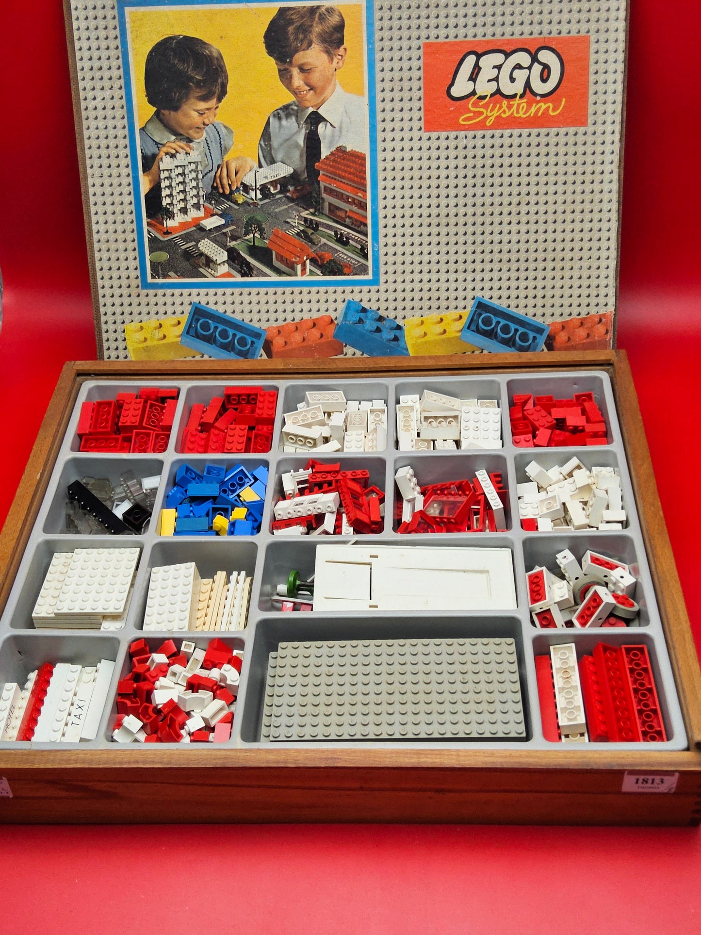 Vintage lego #810 town plan set with original board